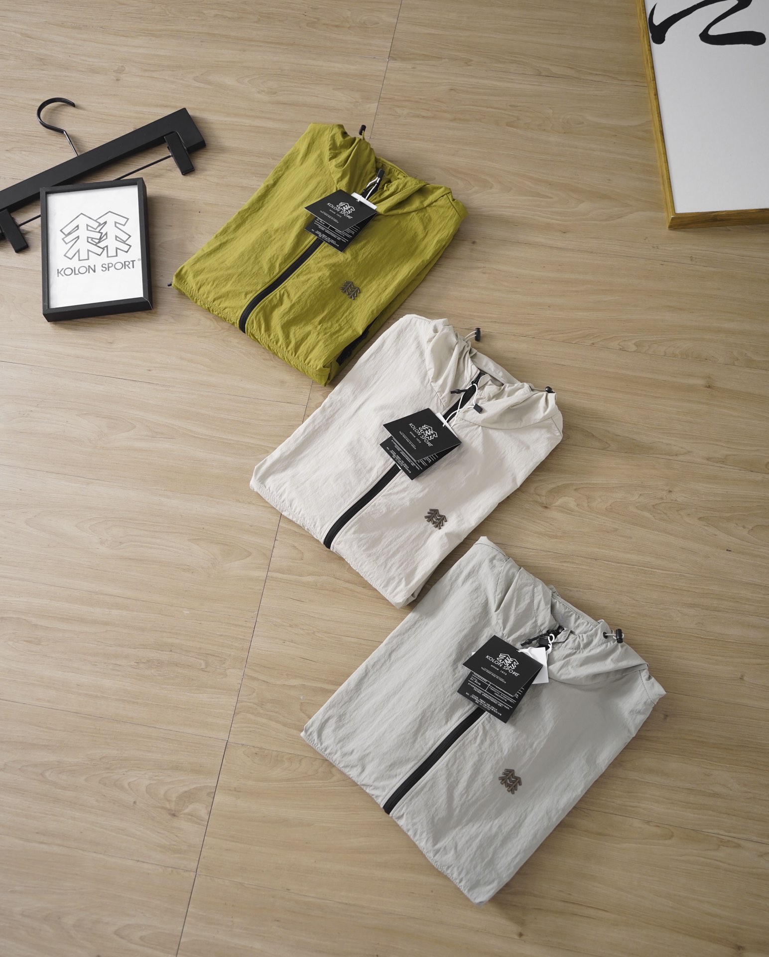 Kolon Sport Chaqueta Ligera con Protección Solar UPF para Hombre y Mujer 10 i1717070295 9920 8