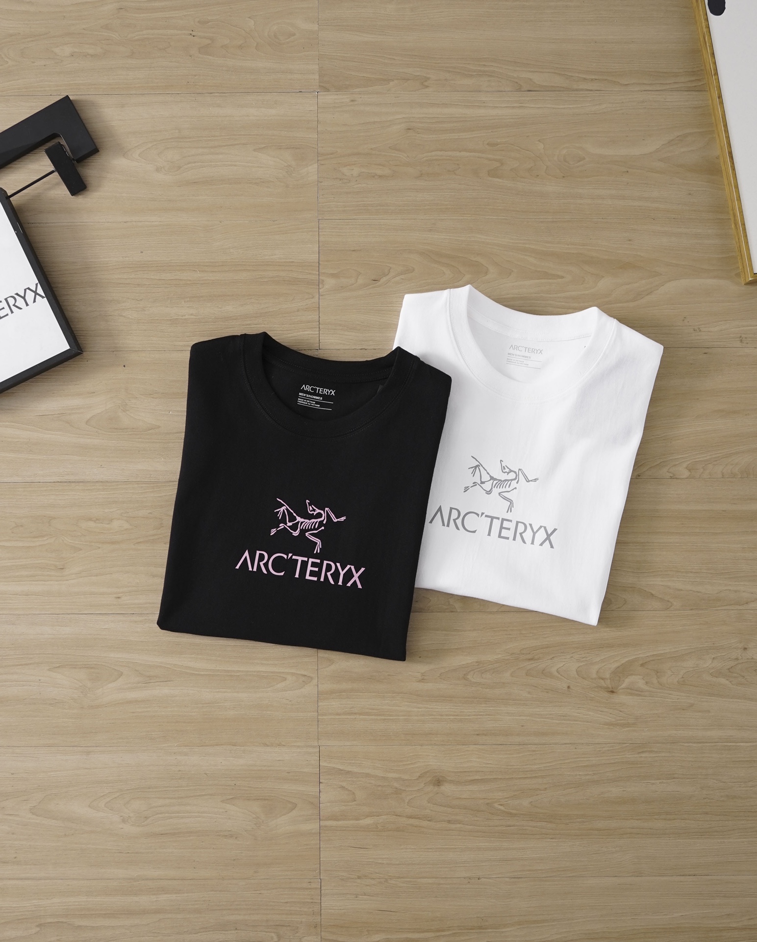 Arcteryx Kleding T-Shirt AAA+ replica
 Zwart Wit Unisex Korte mouw