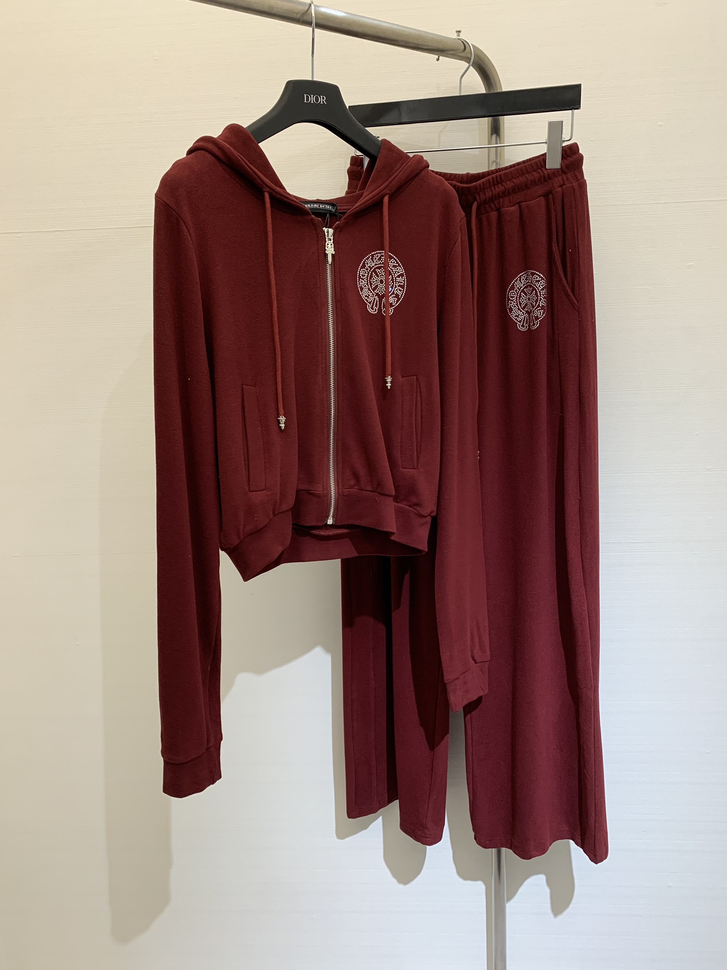 Où devrais-je acheter des répliques
 Chrome Hearts Vêtements Cardigans Culottes & Pantalons Débardeur Gris Rouge Collection automne – hiver Top à capuche