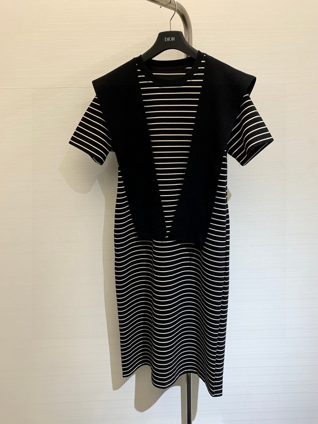 NO:313652,New spring style shawl striped short-sleeved dress, disassembled shawl design, striped effect closer to casual, double sand pure cotton fabric, full texture, Skirts, T-shirt, shawls, alexander wang19860909春季新款 披肩条纹短袖连衣裙,拆卸披肩设计,条纹效果更贴近休闲,双砂纯棉面料,质感满满 码数,,skirts,T-shirt,shawls,alexander wang,Women's clothing