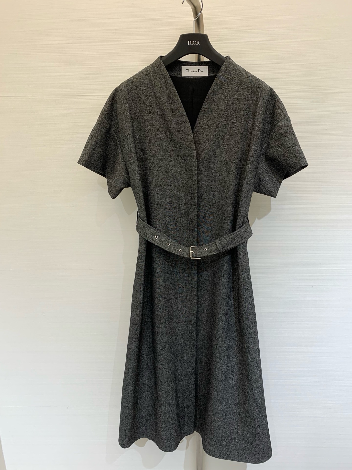 NO:328280,New summer style neck, rotator sleeve short-sleeved dress, custom gray fabric, distribution fabric belt, series style, suits in the same series are also very large. Size, skirts, T-shirt, business suit, alexander wang19860909夏季新款 领肩袖短袖连衣裙,定制灰色系面料,配送本布腰带,系列款,同系列西装也很 码数,,skirts,T-shirt,business suit,alexander wang,Women's clothing