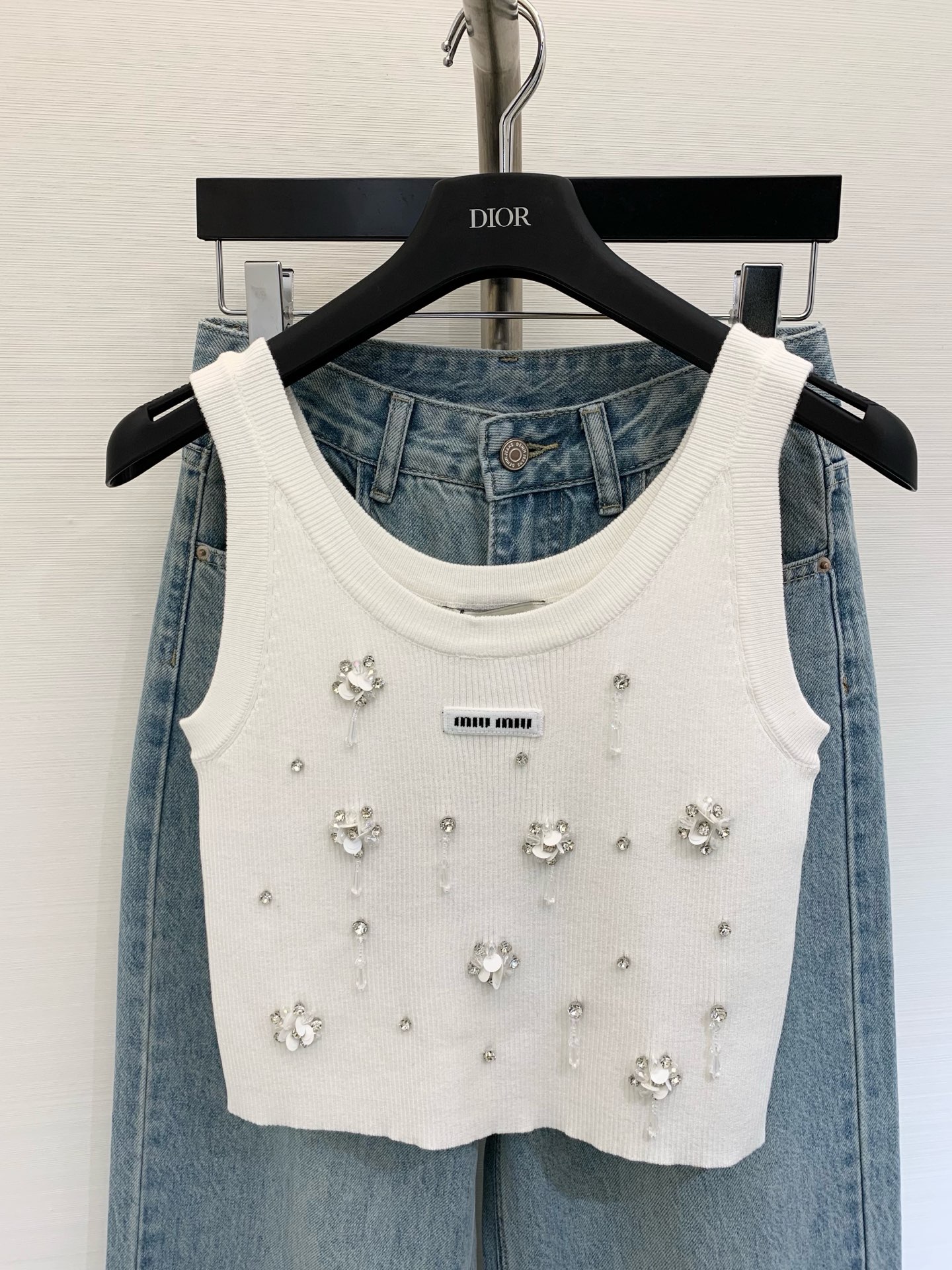 Miu Miu Rhinestone Embellished Vest - Handmade, Slim Fit, Versatile Style 2 i1745765406606 2134 0 0