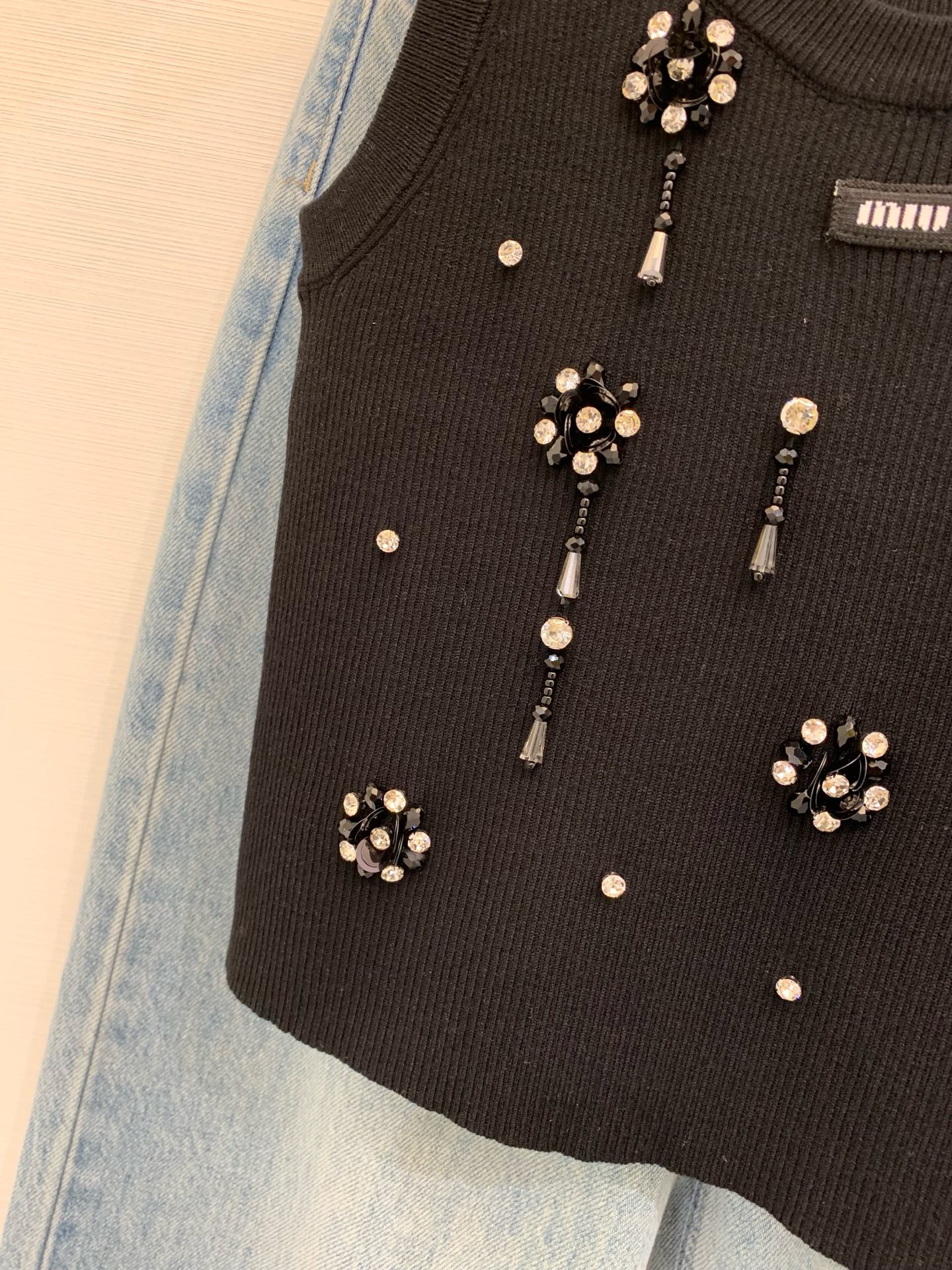 Miu Miu Rhinestone-Embellished Knit Top - Slim Fit, Versatile Style 7 i1745765594174 3735 0 5