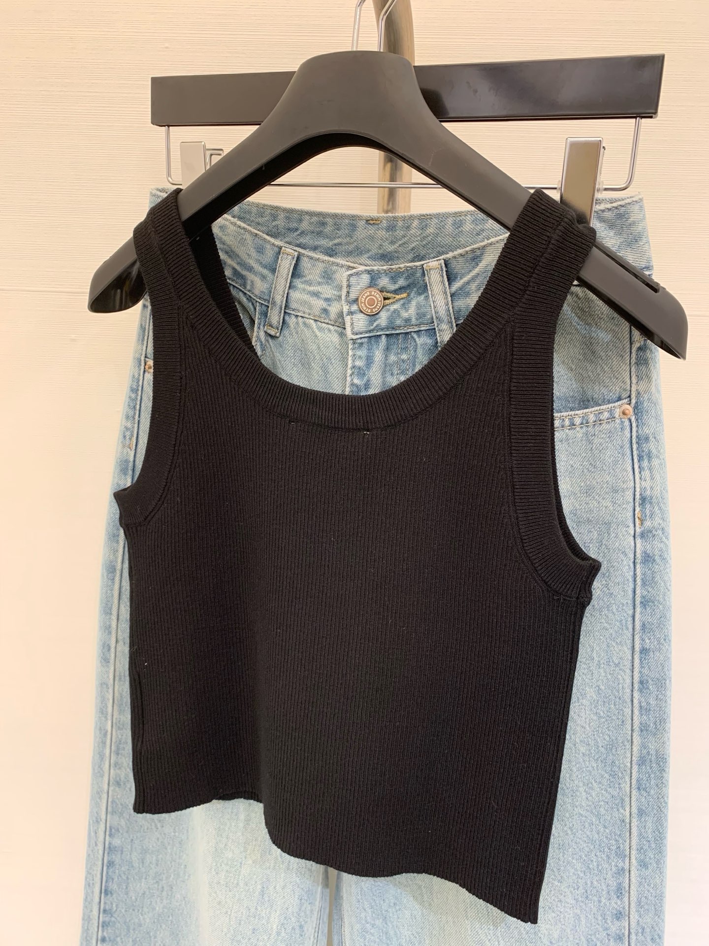 Miu Miu Rhinestone-Embellished Knit Top - Slim Fit, Versatile Style 9 i1745765594524 9761 0 7