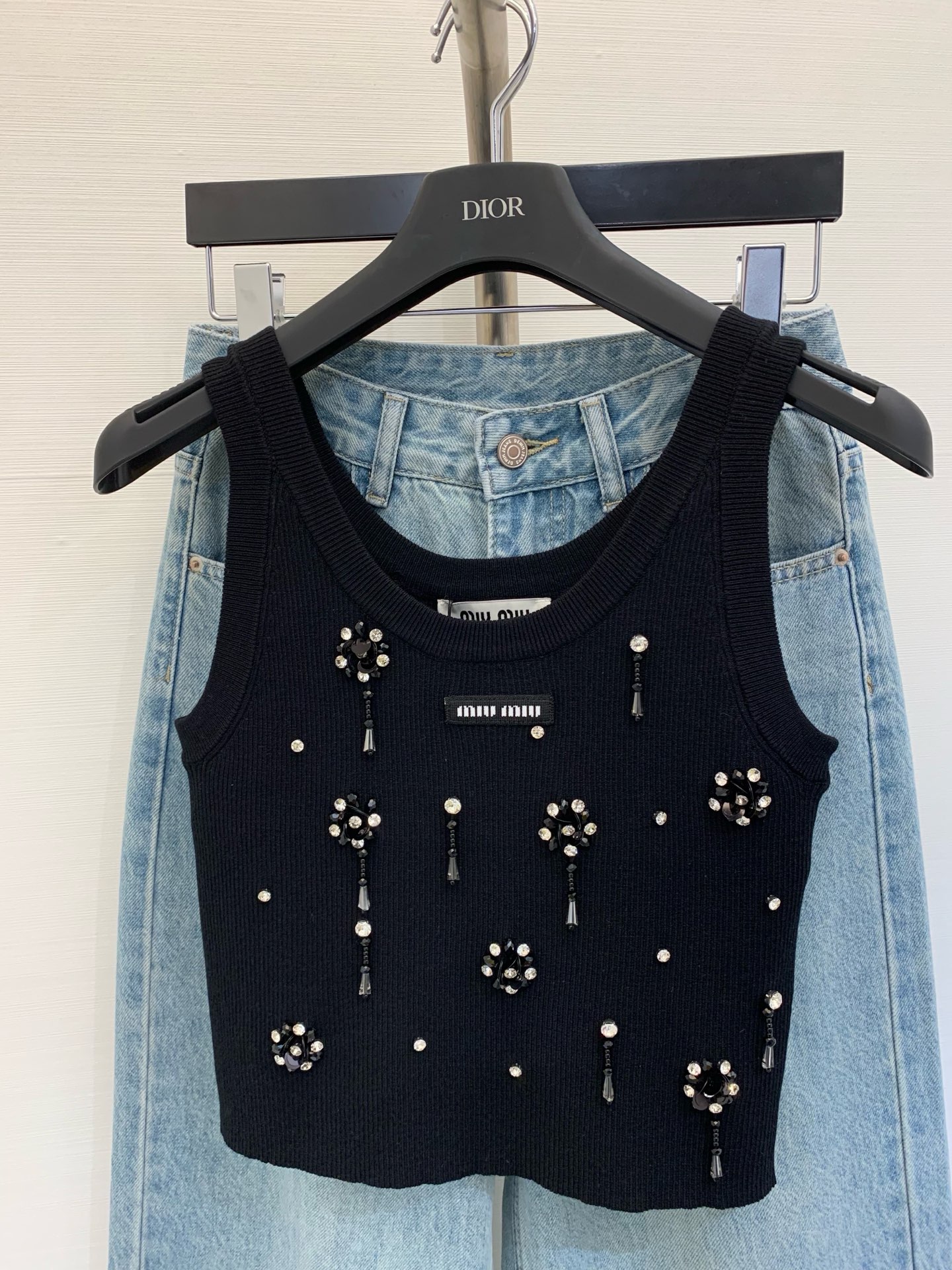 Miu Miu Rhinestone-Embellished Knit Top - Slim Fit, Versatile Style 2 i1745765597045 5157 0 0