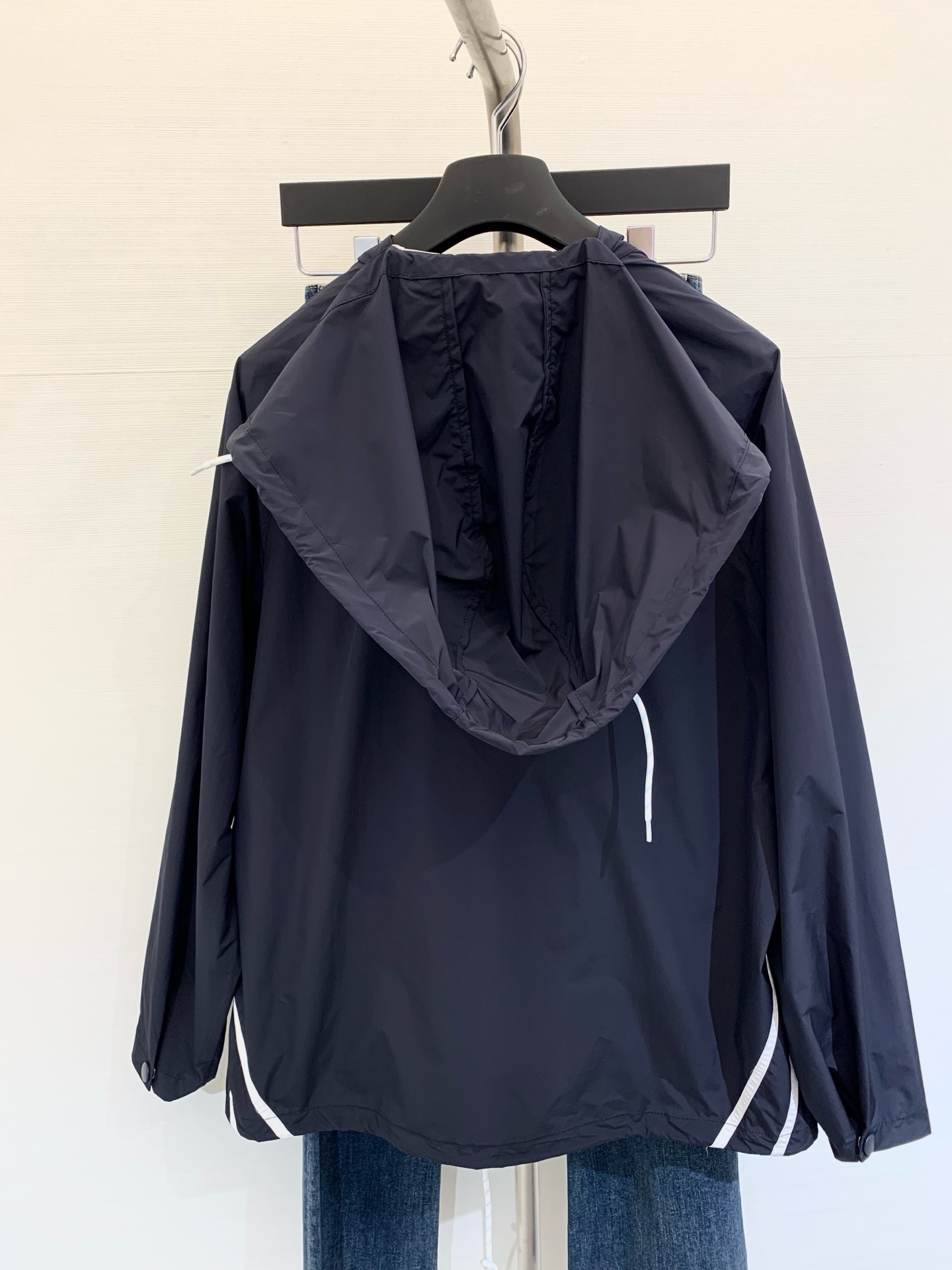 Prada 2025 Summer Hooded Sunscreen Jacket - Stylish & Comfortable 8 i1746034247699 1310 0 5