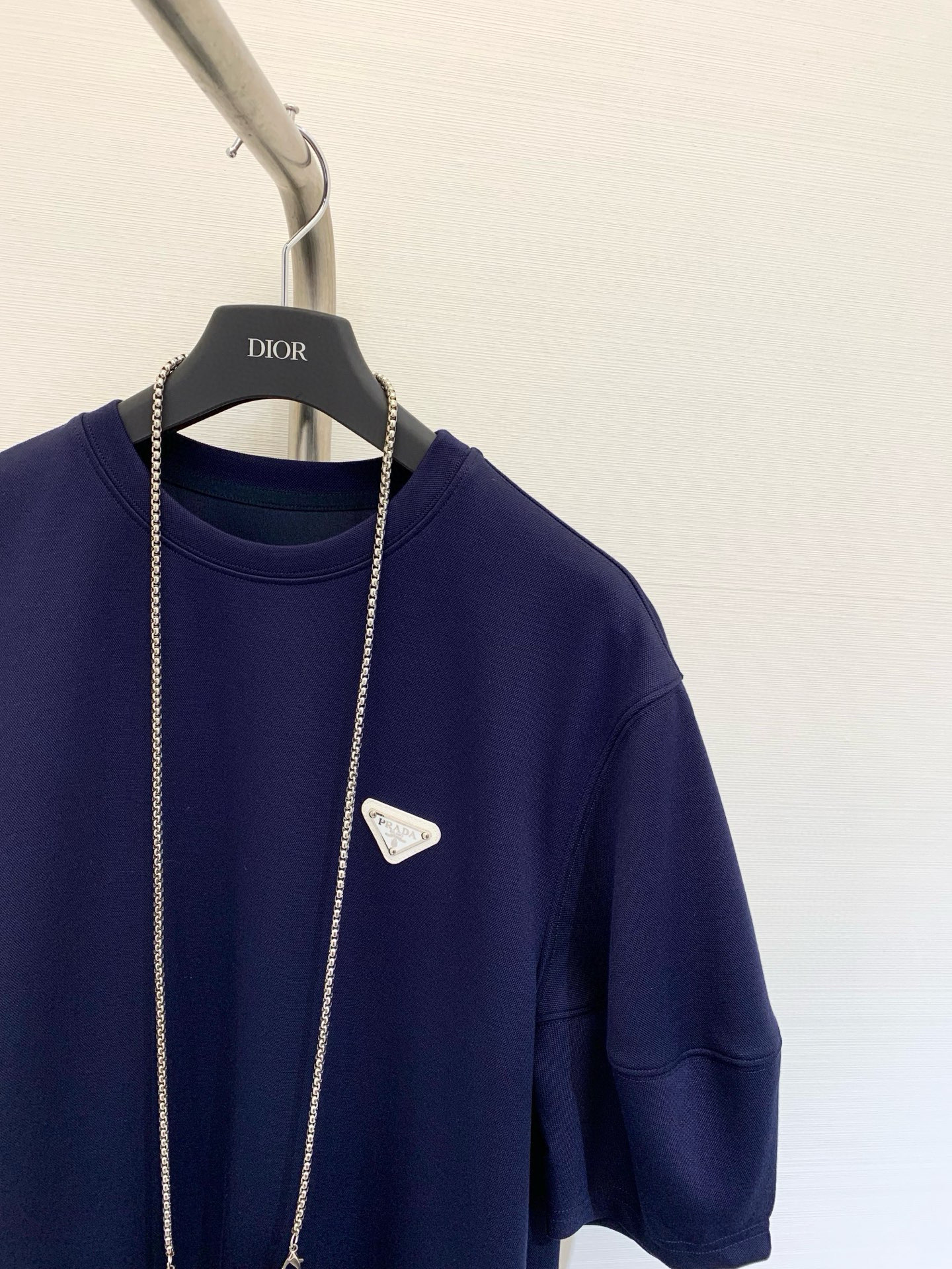 Prada 2025 Summer Casual Dress with Triangle Logo - Comfortable & Chic 4 i1746291029970 5767 0 2