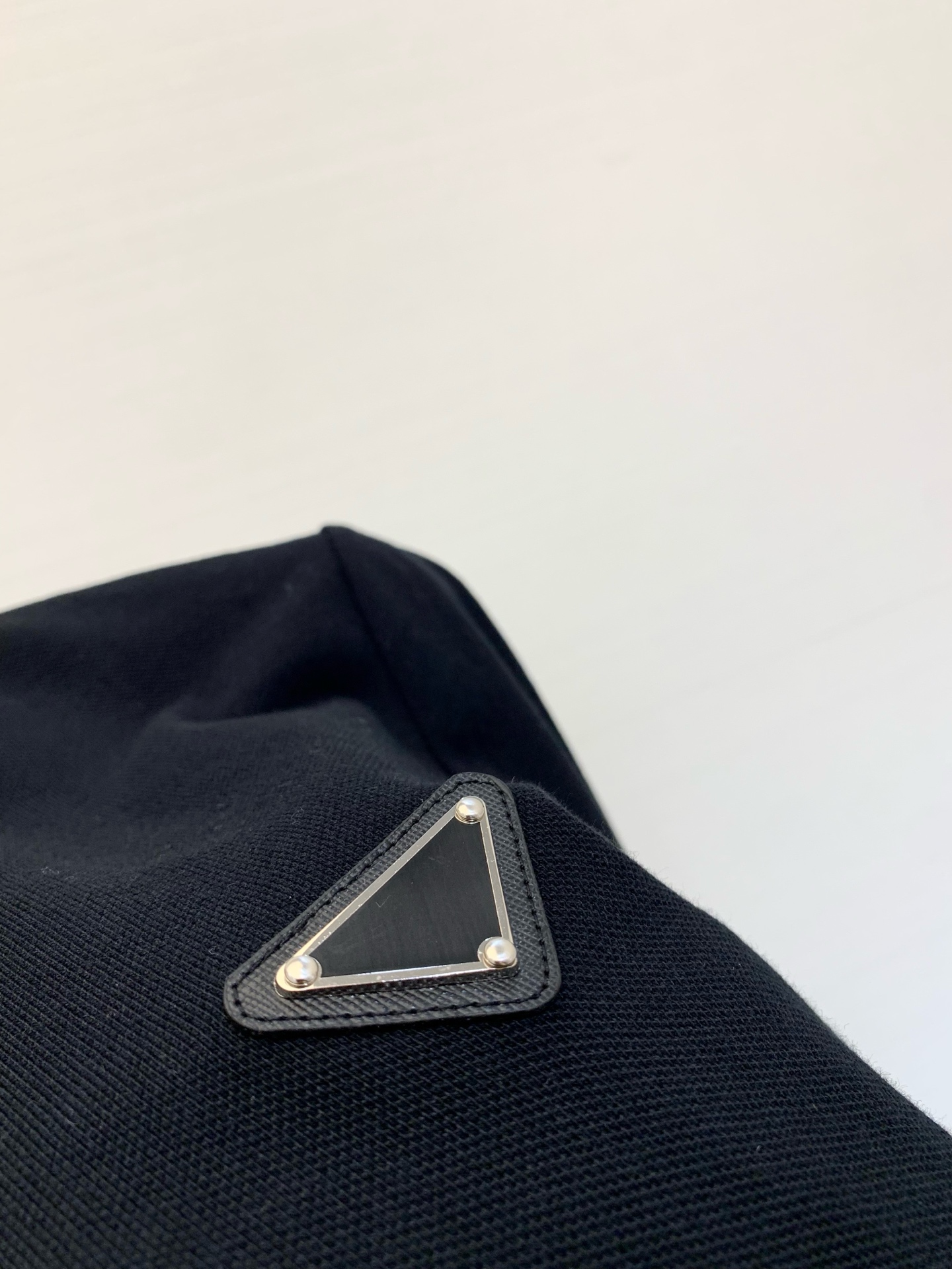 Prada 2025 SS Knit Mini Dress - Sporty & Chic with Triangle Logo 6 i1746352164982 6838 0 4