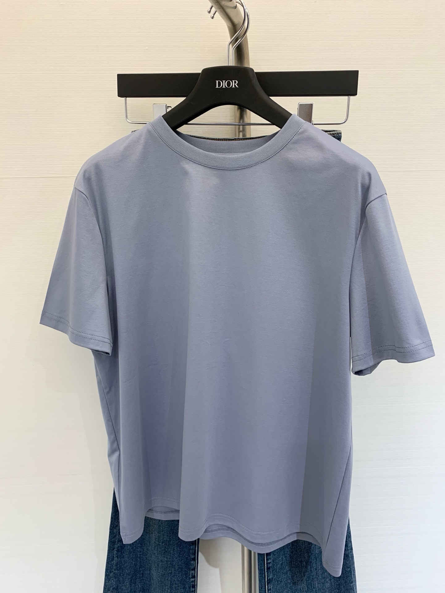 NO:332537,New summer style, net round neck shirt, loose style, same style for men and women, embroidery design, high-end simple items, color, brown, blue, code, alexander wang19860909夏季新款 净版圆领恤 宽松版型男女同款 背后刺绣设计 高级简约单品 颜色咖色 蓝色 码数,,alexander wang,Women's clothing