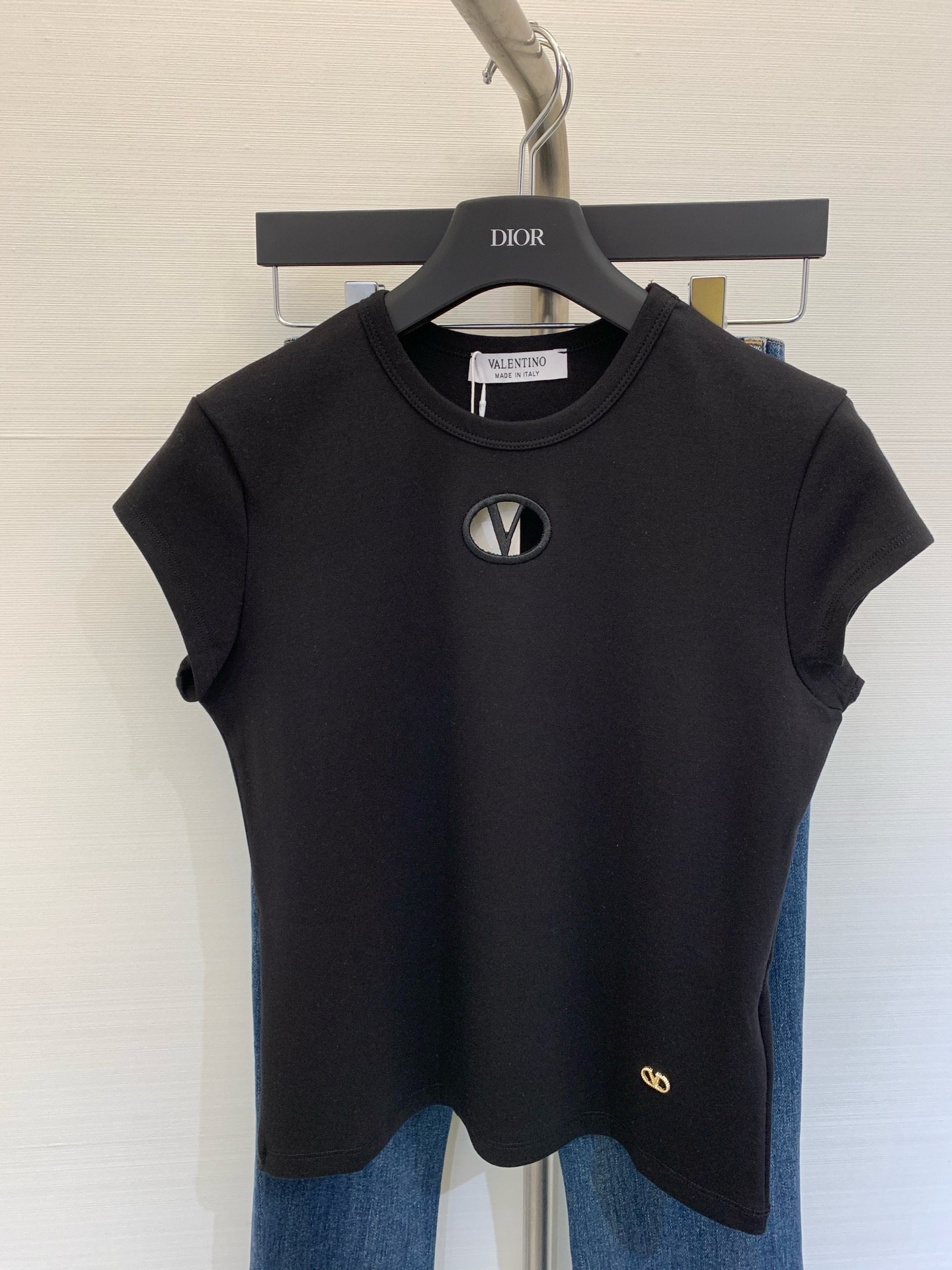 NO:332549,* New summer style hollow letter slim shirt color brown black code number, alexander wang19860909*  夏季新款 镂空字母修身恤 颜色咖色 黑色 码数,,alexander wang,Women's clothing