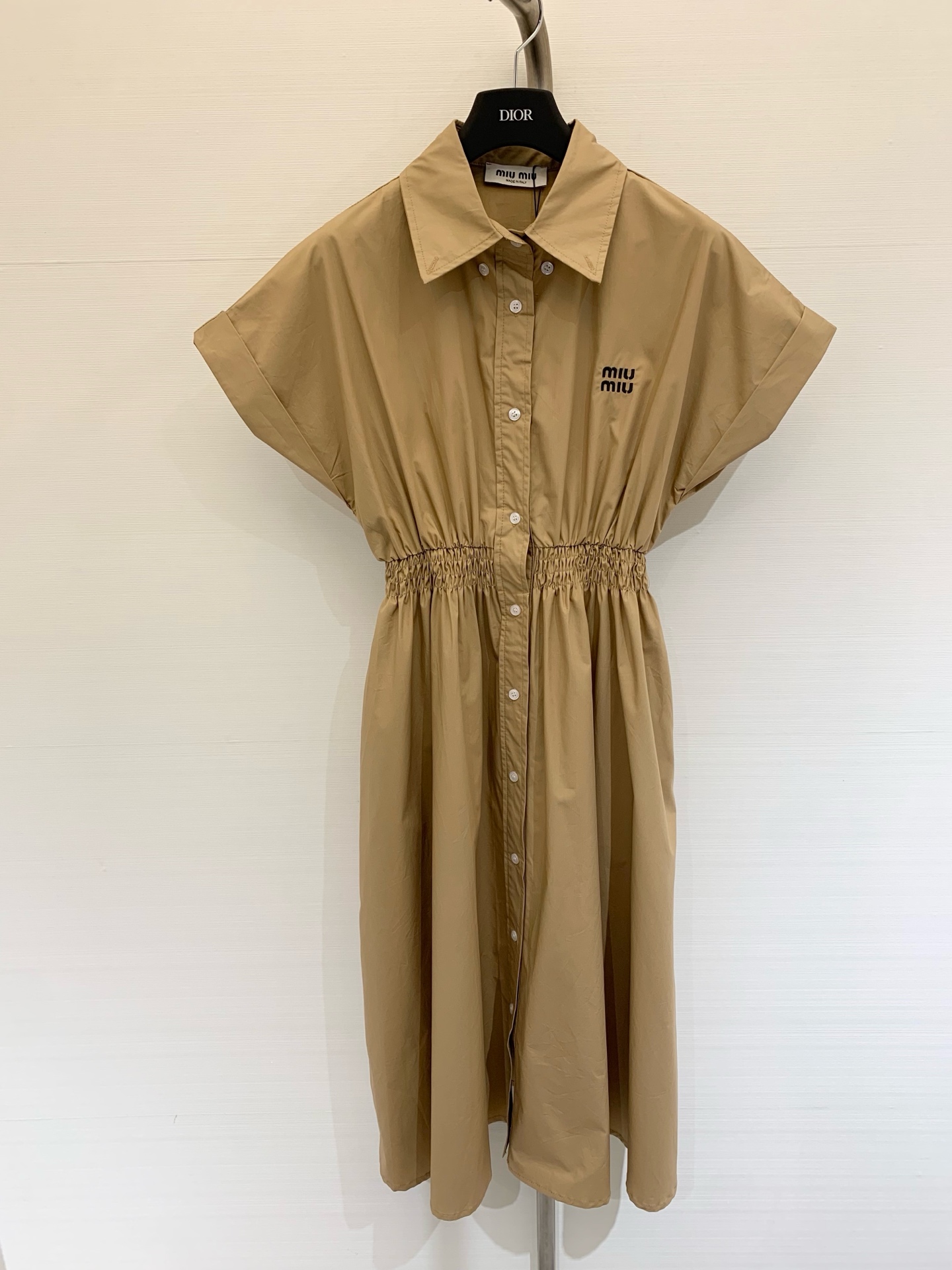NO:333346,MIUMI* 2025 summer new style series shirt style long dress fashion essential items quality quality for occasions with high-end feel, custom mold opening custom details and workmanship SML, miumiu, skirts, alexander wang19860909MIUMI* 2025 夏季新款 系列款 衬衣风长款连衣裙 时髦精必备单品 质感十足撑起场合的精品好货 自带高级感 开模定制 细节做工到位 码数SML,,miumiu,skirts,alexander wang,Women's clothing