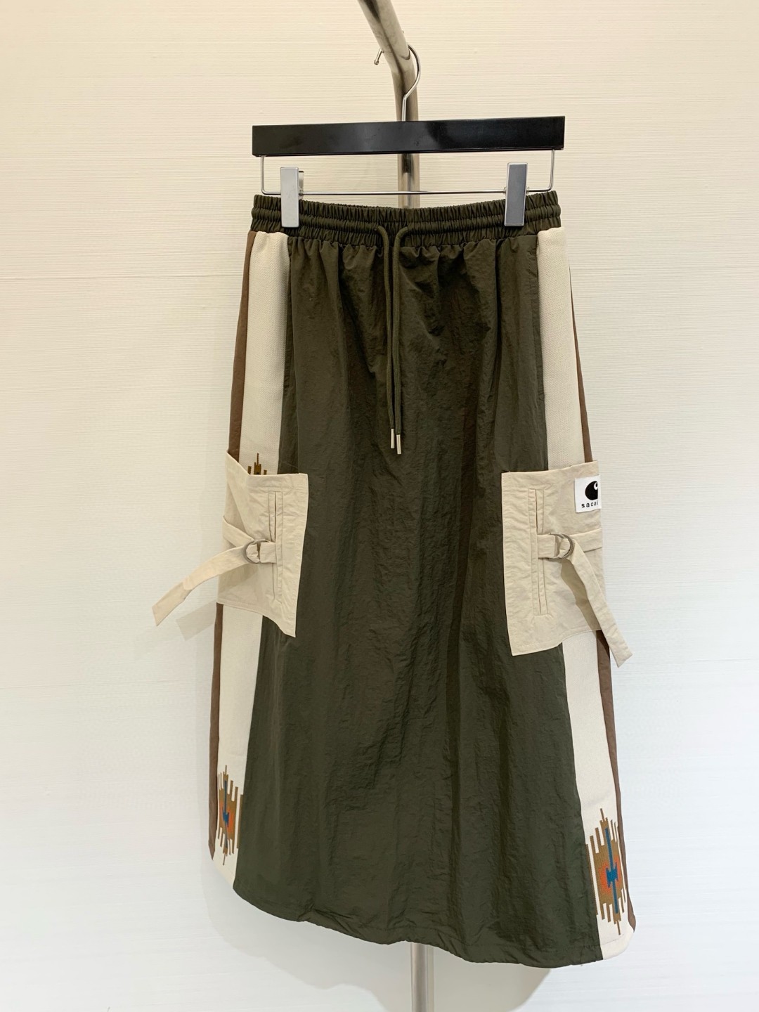 NO:426167,New summer style, spliced ​​contrasting color large pocket skirt, rear slit design, classic green apricot contrasting color, very fashionable and high-end Size, skirts, alexander wang19860909夏季新款 拼接撞色大口袋半裙 后摆开叉设计 经典绿杏撞色 非常时髦高级 码数,,skirts,alexander wang,Women's clothing