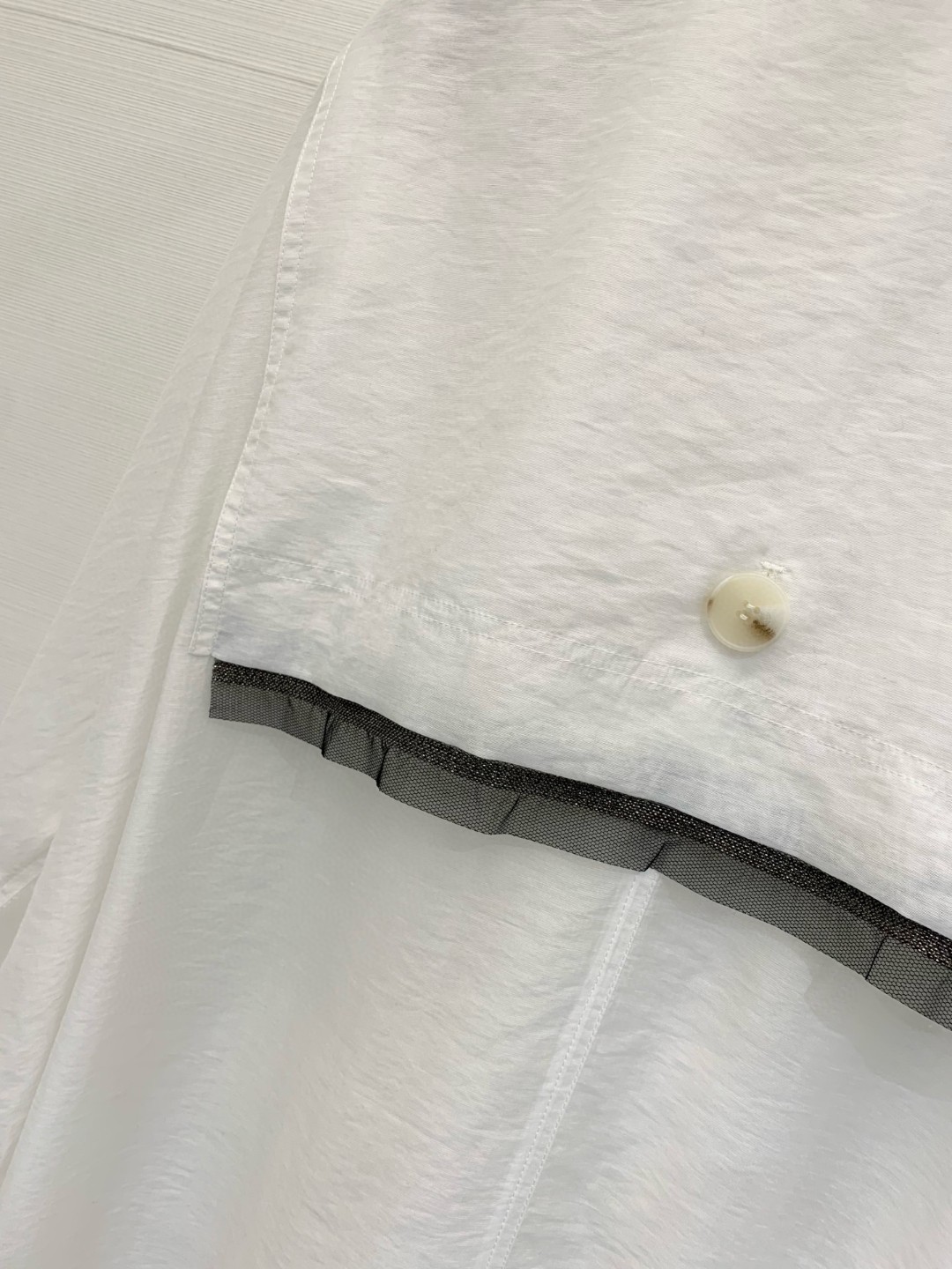 𝐁𝐂 
𝟐𝟎𝟐𝟓 夏季新款 工装风棉麻混纺防晒风衣 宽松版型不挑人 定制轻薄棉麻混纺面料 结合工装与风衣