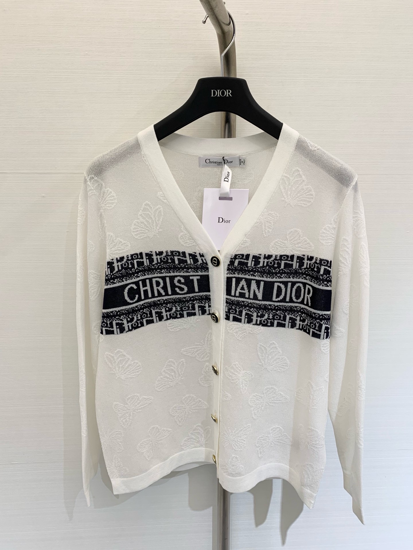 NO:442286,New three-color cardigan, exquisite butterfly logo pattern embellishment, slim and fashionable upper body color //,,alexander wang19860909新款 三色开衫 精美蝴蝶logo图案点缀修饰 上身顯瘦時尚 色 //,,alexander wang,Women's clothing