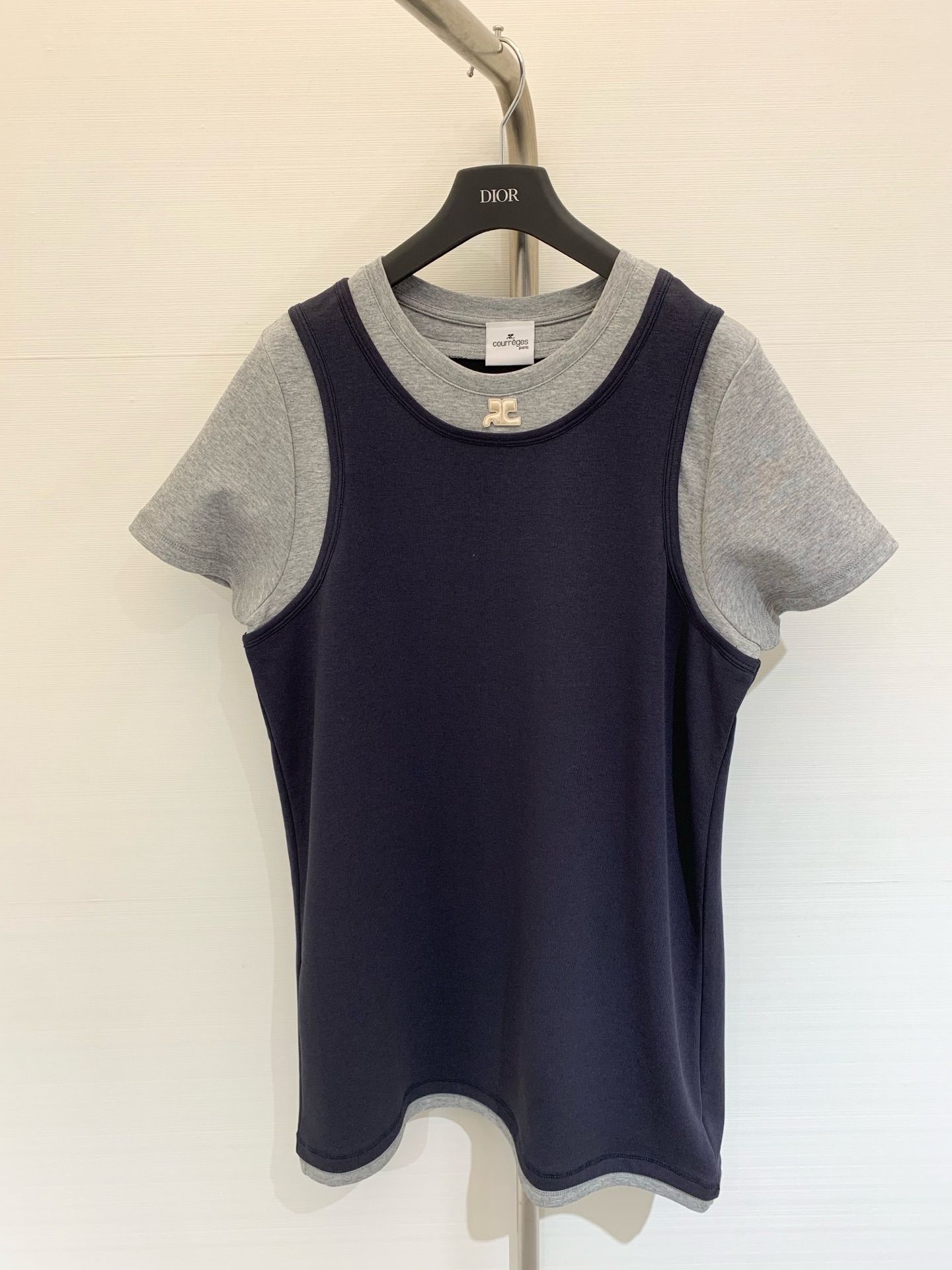 NO:448643,New style, contrasting color round neck fake two-piece short-sleeved skirt, loose Korean outfit, drooping, super slim upper body, skirts, T-shirt, alexander wang19860909新款 撞色圆领假两件短袖裙 松弛感韩系穿搭 垂感十足上身超显瘦,,skirts,T-shirt,alexander wang,Women's clothing