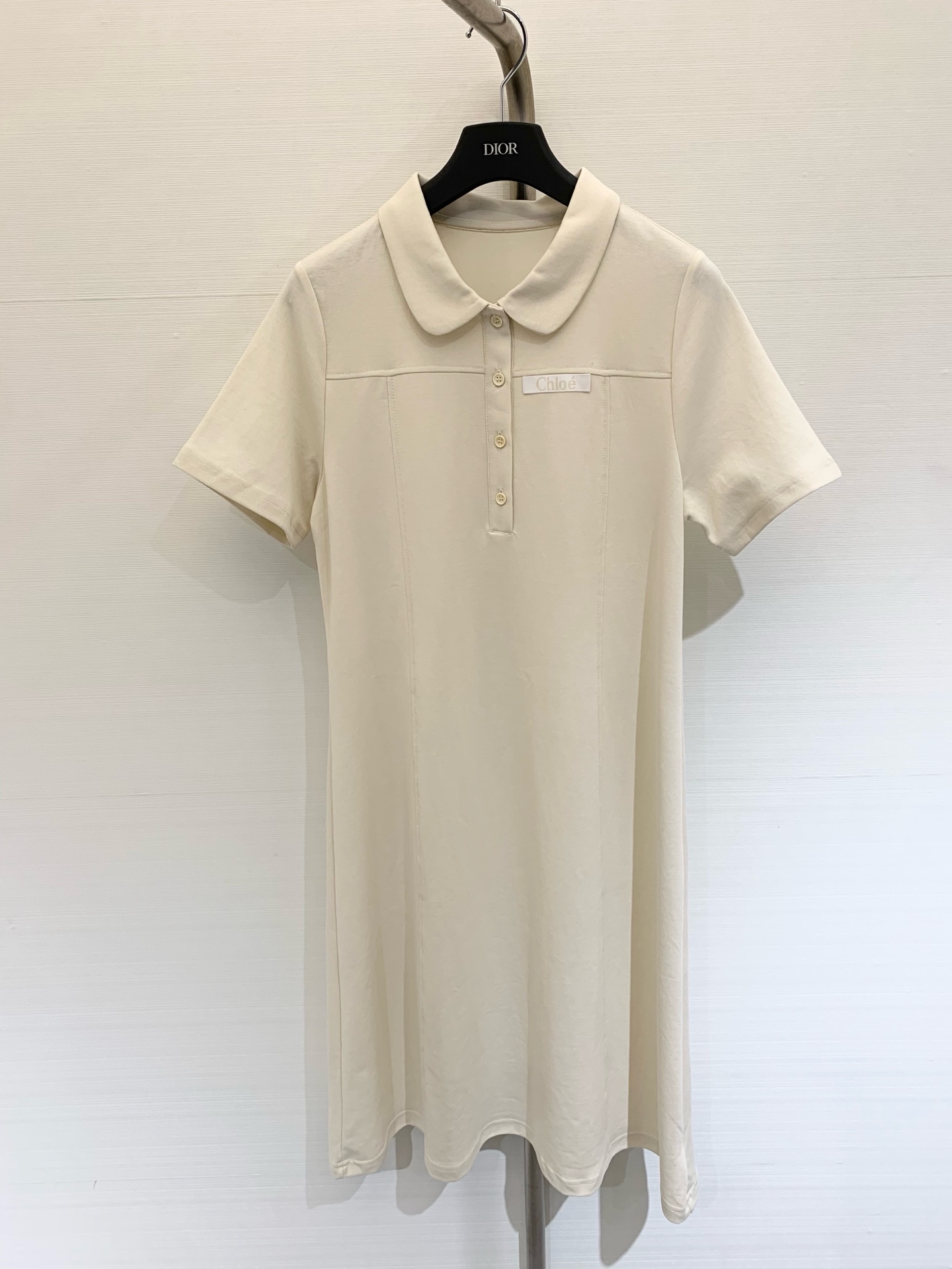 NO:450506,Chloe 25ss new style, doll collar splicing dress, loose style, slim temperament on the upper body, chest logo embellishment, a simple artifact for commuting, two-color smlxl,,chloe,loewe, skirts,alexander wang19860909Chloe 25ss新款 娃娃领拼接连衣裙 宽松版型 上身显瘦气质 胸前Logo点缀 通勤必备简约神器 两色smlxl,,chloe,loewe,skirts,alexander wang,Women's clothing