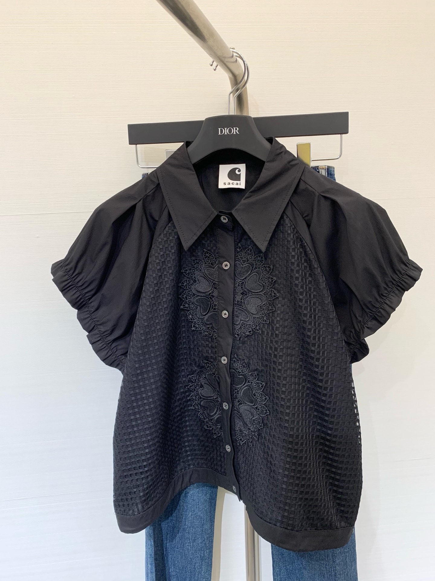 NO:452362,S new summer style grid splicing embroidered short-sleeved shirt Simple and not simple shirt Super versatile upper body Breathable grid splicing design Casual and fashionable atmosphere Three colors, T-shirt, alexander wang19860909S 夏季新款 网格拼接绣花短袖衬衣 简约不简单的恤 上身超百搭 透气网格拼接设计 休闲时髦氛围感满满 三色,,T-shirt,alexander wang,Women's clothing