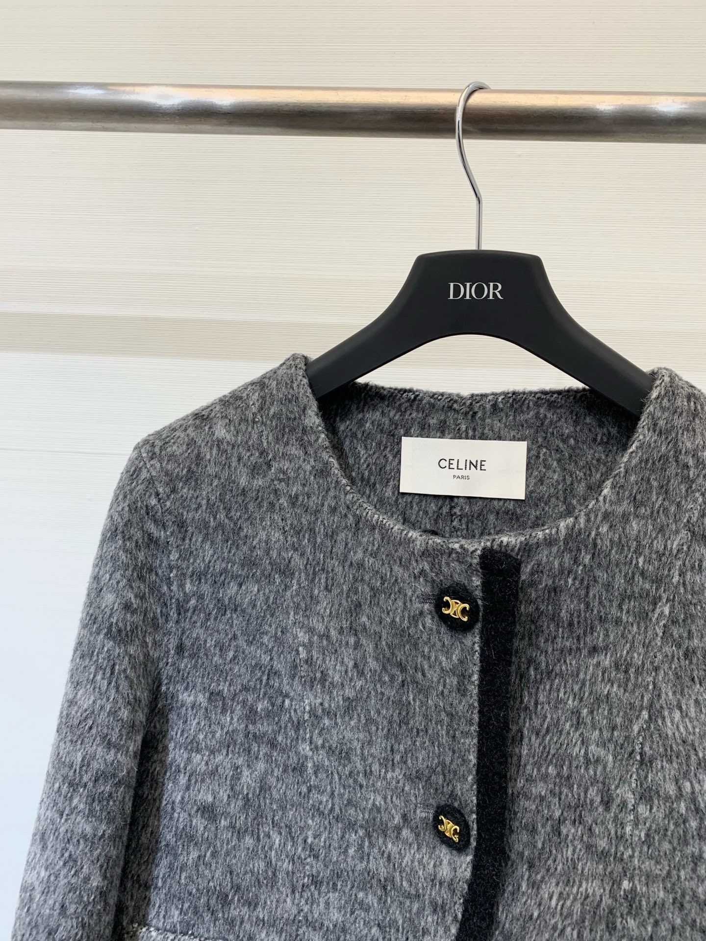 Celine 25秋冬高级感穿搭 双面羊毛短外套/大衣 高级感满满 秋冬季🧥的时尚利器 短款设计更是显高