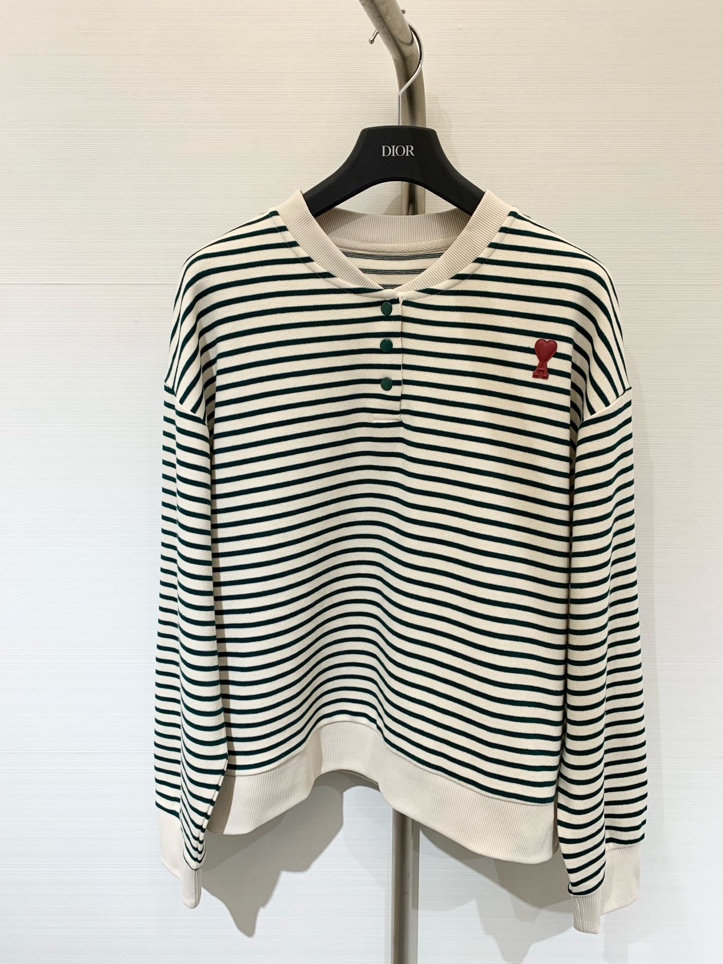 NO:459355,Ami 2025 autumn and winter green striped loose sweatshirt lazy stand collar striped buckle design versatile super casual and not picky. Size sm, hoodie, sweatshirts, alexander wang19860909Ami 2025秋冬 绿色条纹宽松卫衣 慵懒立领条纹暗扣设计 百搭款超级休闲 不挑人 码数sm,,hoodie,sweatshirts,alexander wang,Women's clothing