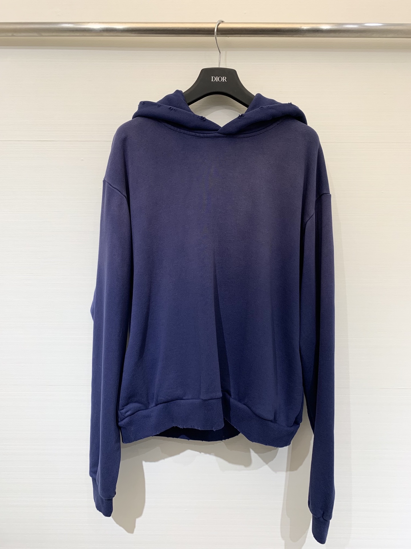 NO:466715,AcneStudios 25 autumn and winter series, wash and old back printed letters hooded sweatshirt, wash and old hand-brained process, basic and iconic printed letters on the back, very basic but full of detail, loose silhouette cut 460g full cotton wash loops, code number XS, S, M, L,, acne studios, dior, hoodie, sweatshirts, hats, alexander wang19860909AcneStudios 25秋冬系列款 水洗做旧后背印花字母连帽卫衣 水洗做旧手工磨破工艺 后背基础又标志性的印花字母 非常基础却又充满细节感 宽松廓形的剪裁 460克全棉水洗毛圈 码数XS,S,M,L,,acne studios,dior,hoodie,sweatshirts,hats,alexander wang,Women's clothing