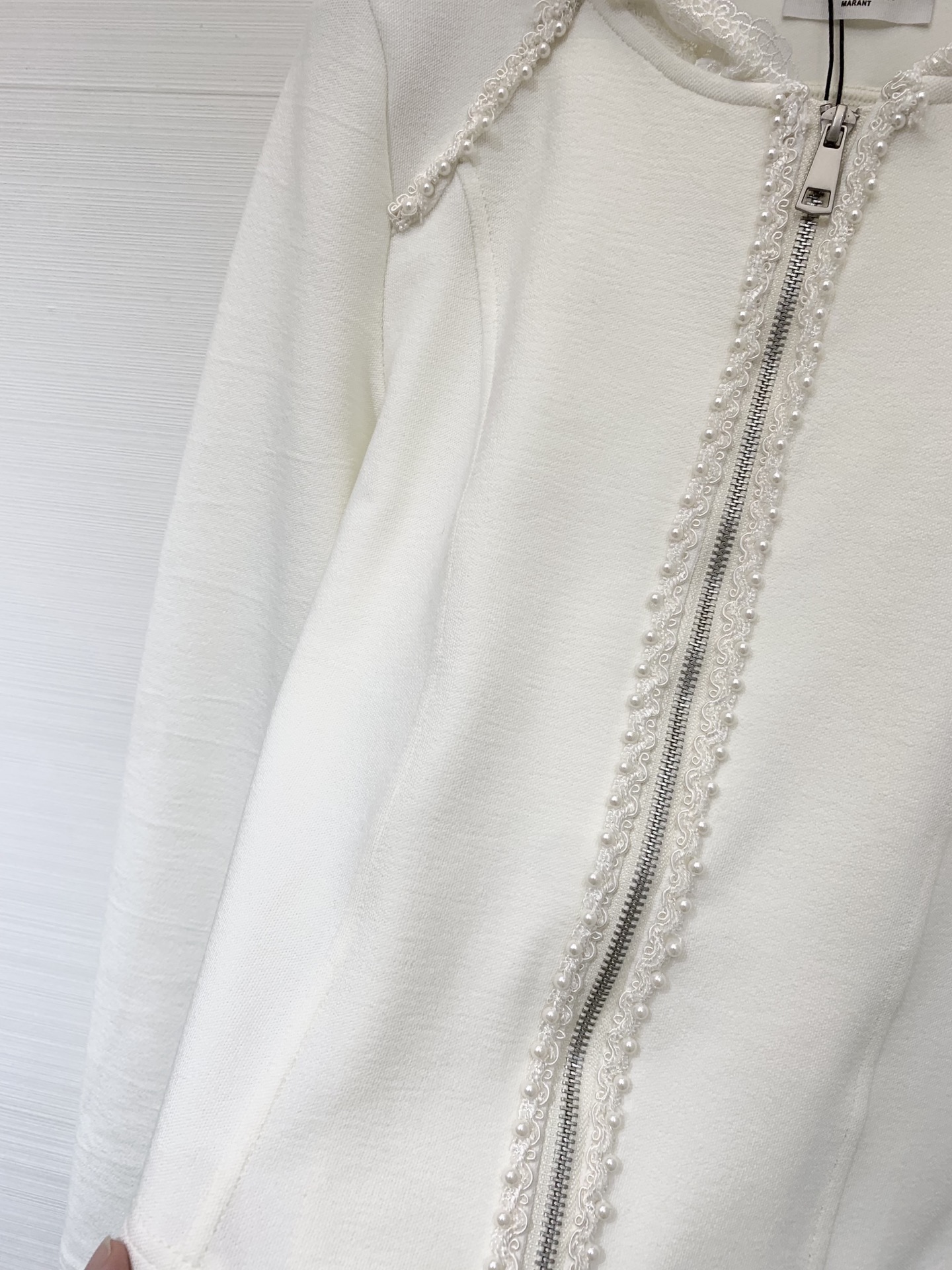 IsabelMarant 25早秋新款 重工蕾丝花边拼接休闲套装 连帽卫衣开衫➕长裤 超美的蕾丝花朵连帽