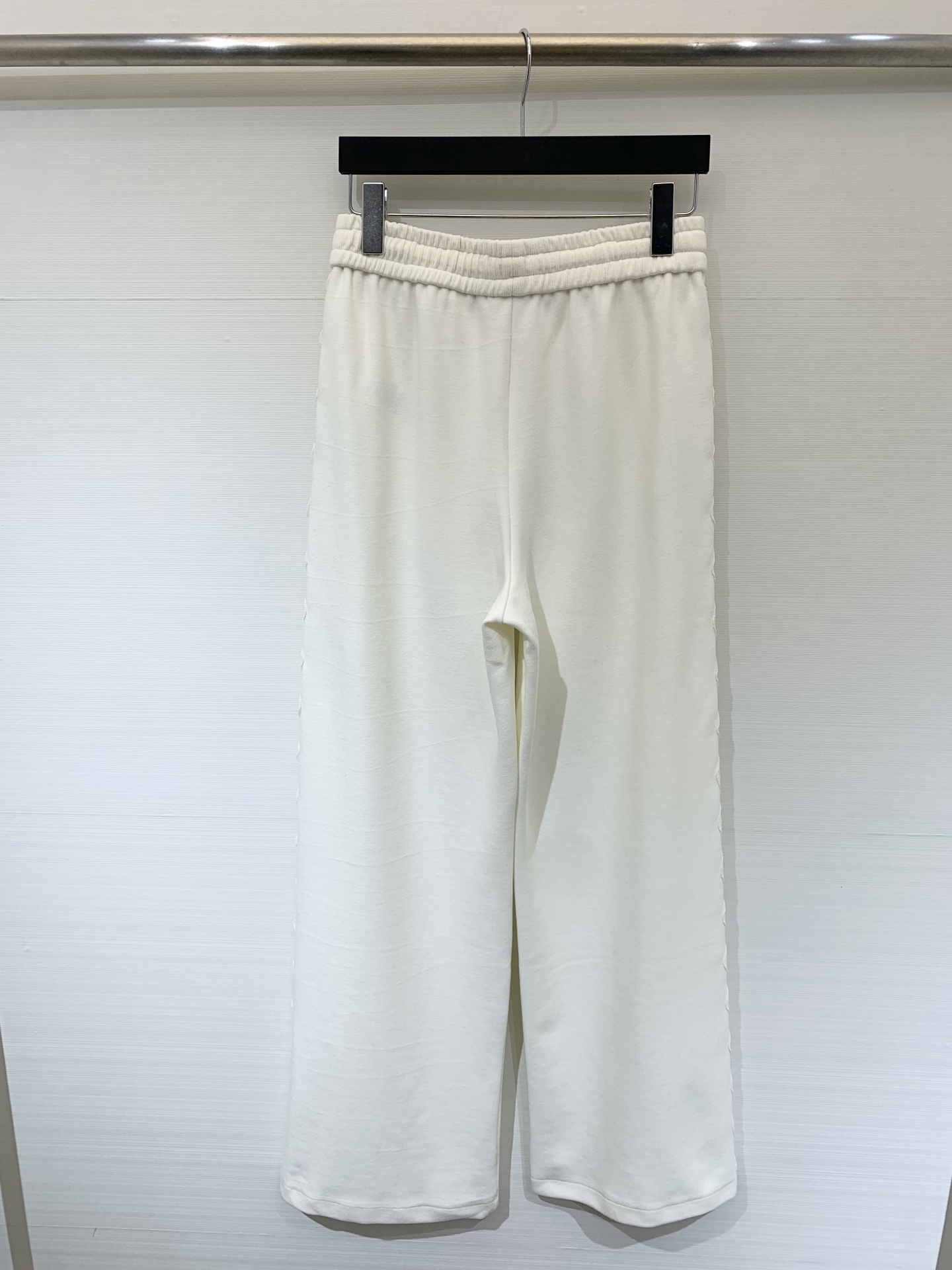 IsabelMarant 25早秋新款 重工蕾丝花边拼接休闲套装 连帽卫衣开衫➕长裤 超美的蕾丝花朵连帽