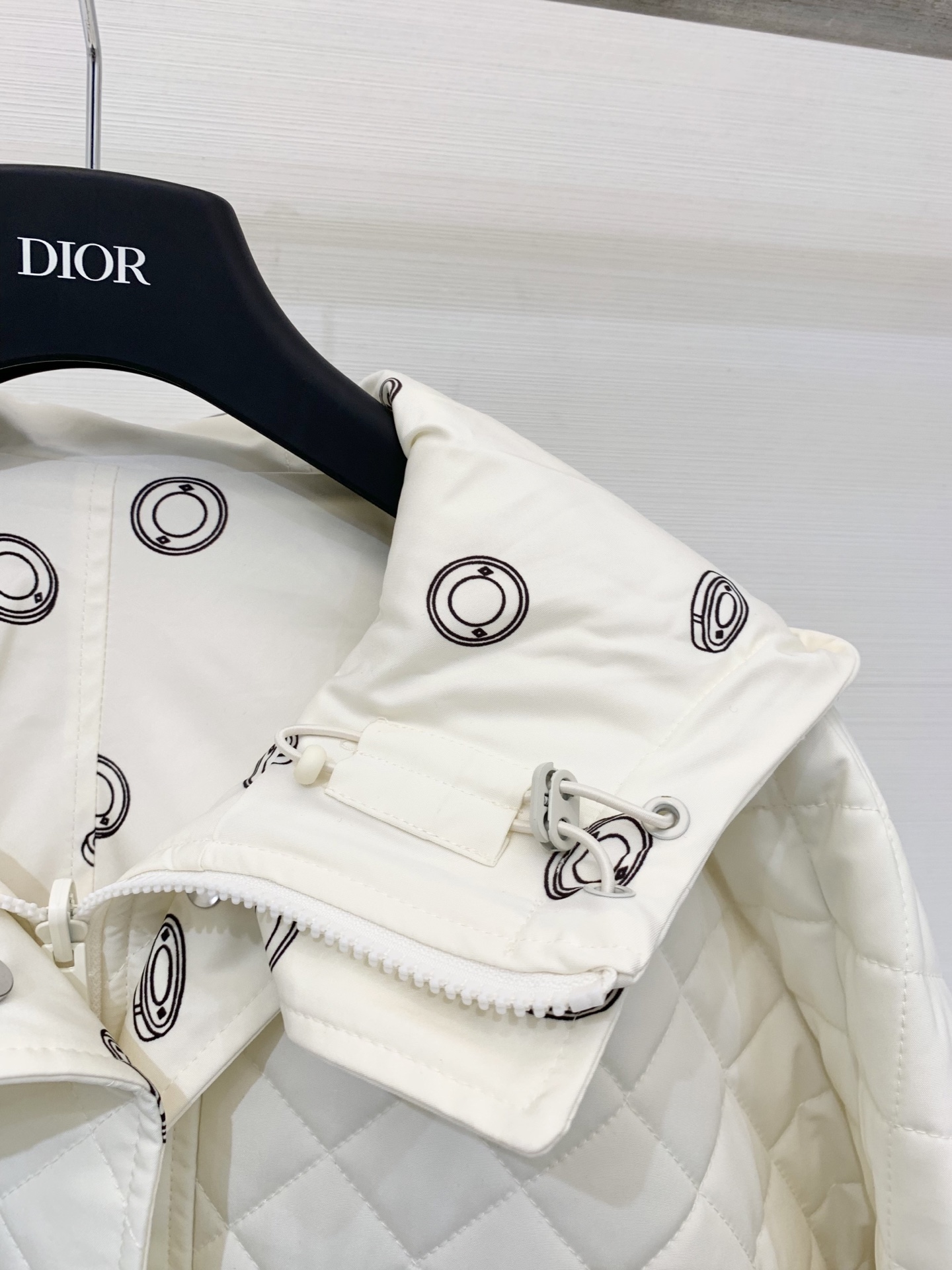 Herme*🤍 25秋冬新品 连帽绗缝数码印花双面棉服 今年最火🆕的双面棉外套 双面可穿 一面帅气 另一