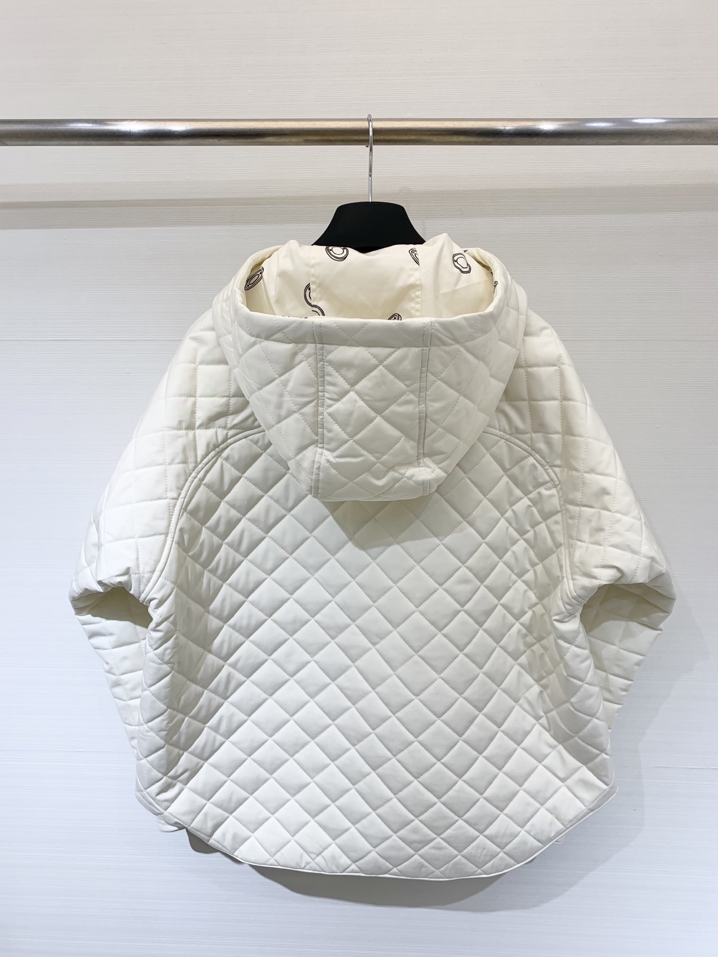 Herme*🤍 25秋冬新品 连帽绗缝数码印花双面棉服 今年最火🆕的双面棉外套 双面可穿 一面帅气 另一