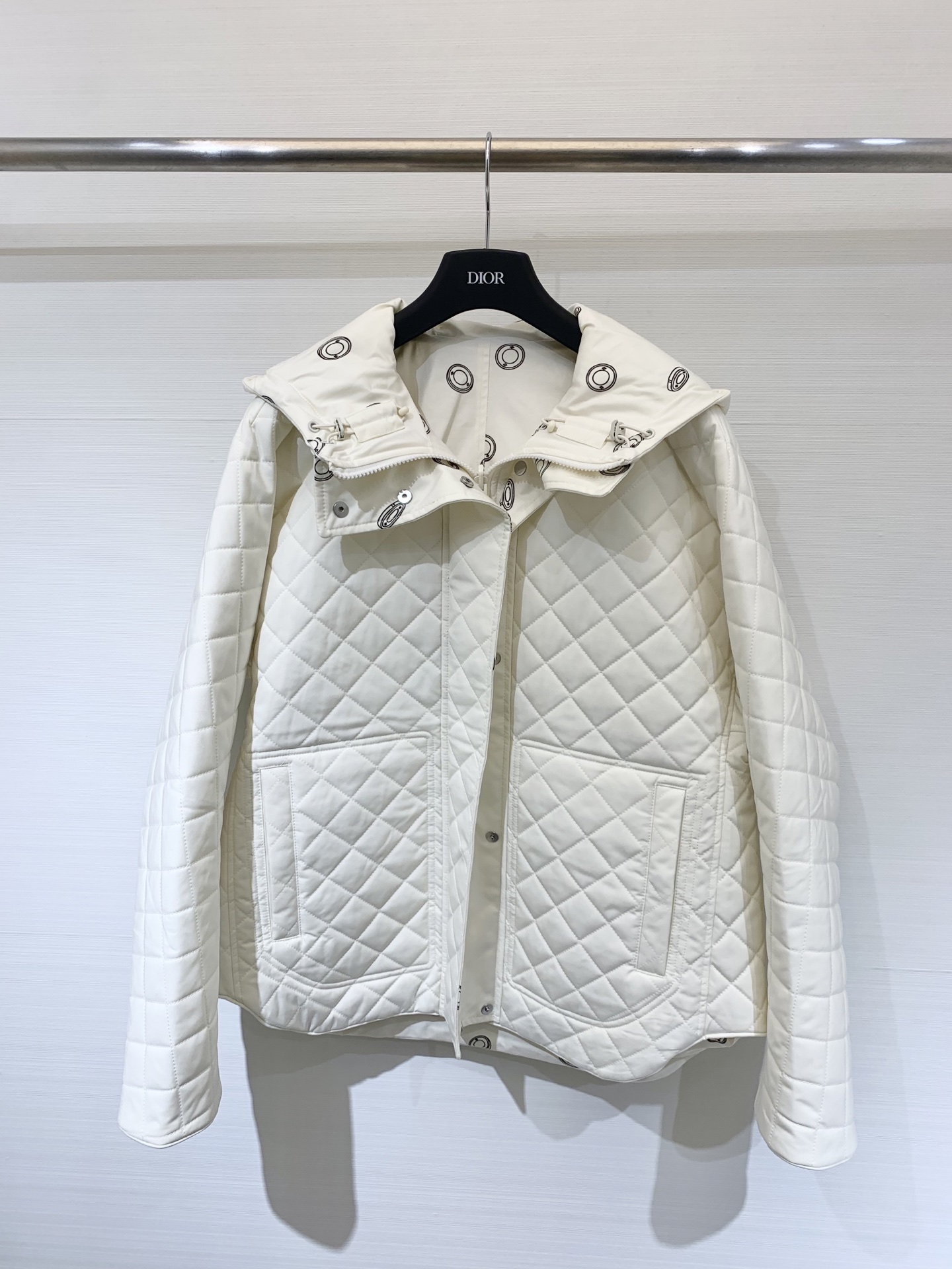 Herme*🤍 25秋冬新品 连帽绗缝数码印花双面棉服 今年最火🆕的双面棉外套 双面可穿 一面帅气 另一