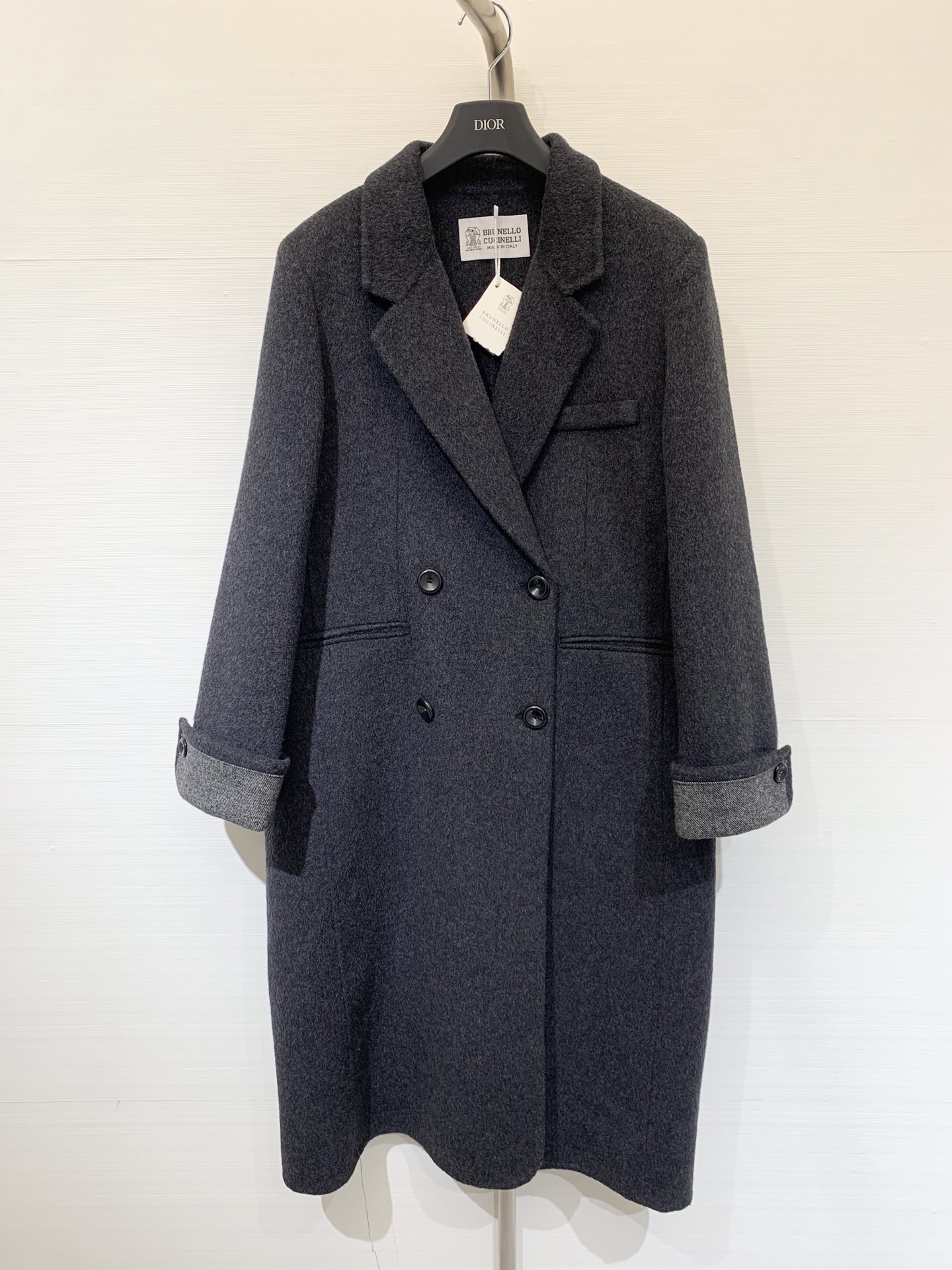 NO:482760,BC 25 autumn and winter series reverse sleeve contrasting double-sided wool coat made of wool material Light gray reverse sleeve contrasting design Very distinctive Loose tailoring without picking on the figure SML, Alexander wang19860909BC 25秋冬系列款 反袖撞色双面羊毛呢大衣 采用羊毛材质 浅灰色反边袖子撞色设计 非常有特点 宽松剪裁不挑身材 码数sml,,alexander wang,Women's clothing