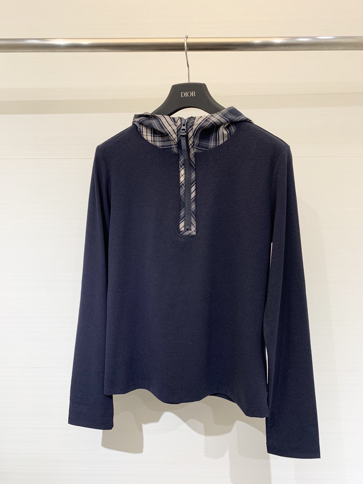 Acnestudios 25秋冬新款 格子拼接连帽长袖T恤 高级撞色拼接 帽子是采用衬衣棉类面料 log