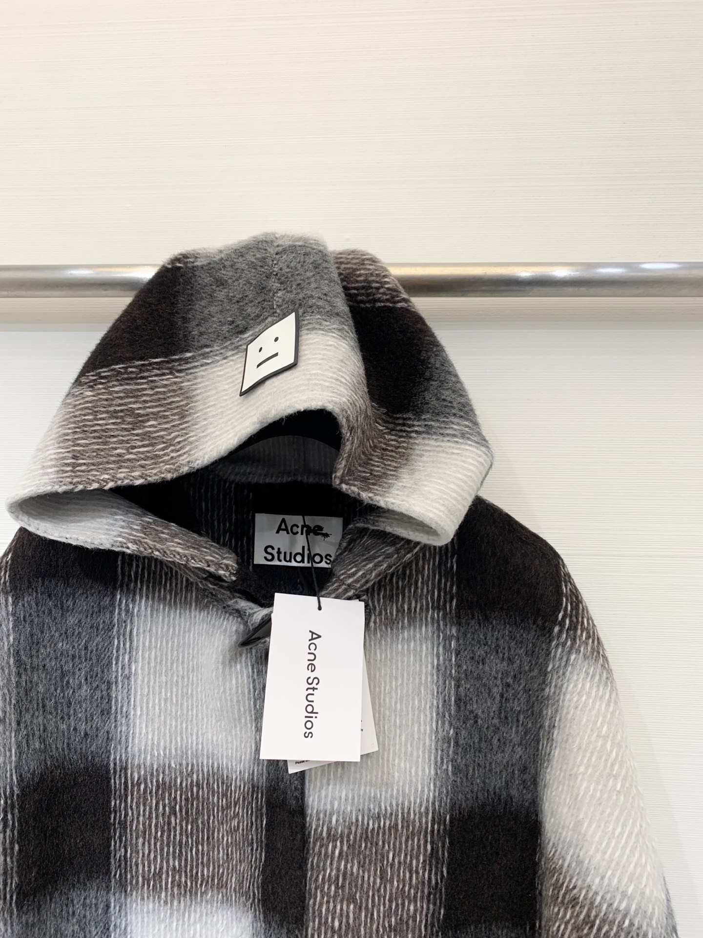 Acnestudios 2025早秋新款 一粒扣格纹连帽双面羊毛大衣 中长款的长度 yb定制羊毛桑蚕丝牦