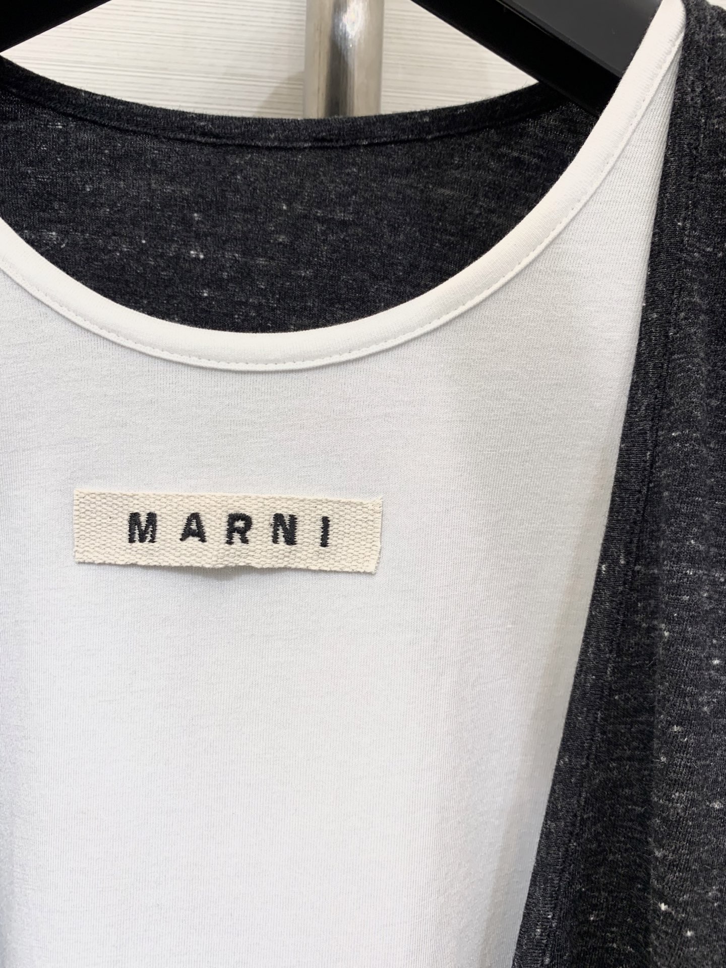 Marni 25秋冬新款 圆领拼接大领大U领短袖T恤 高级老钱风配色拼接 时髦风穿搭 假两件版型上身绝绝