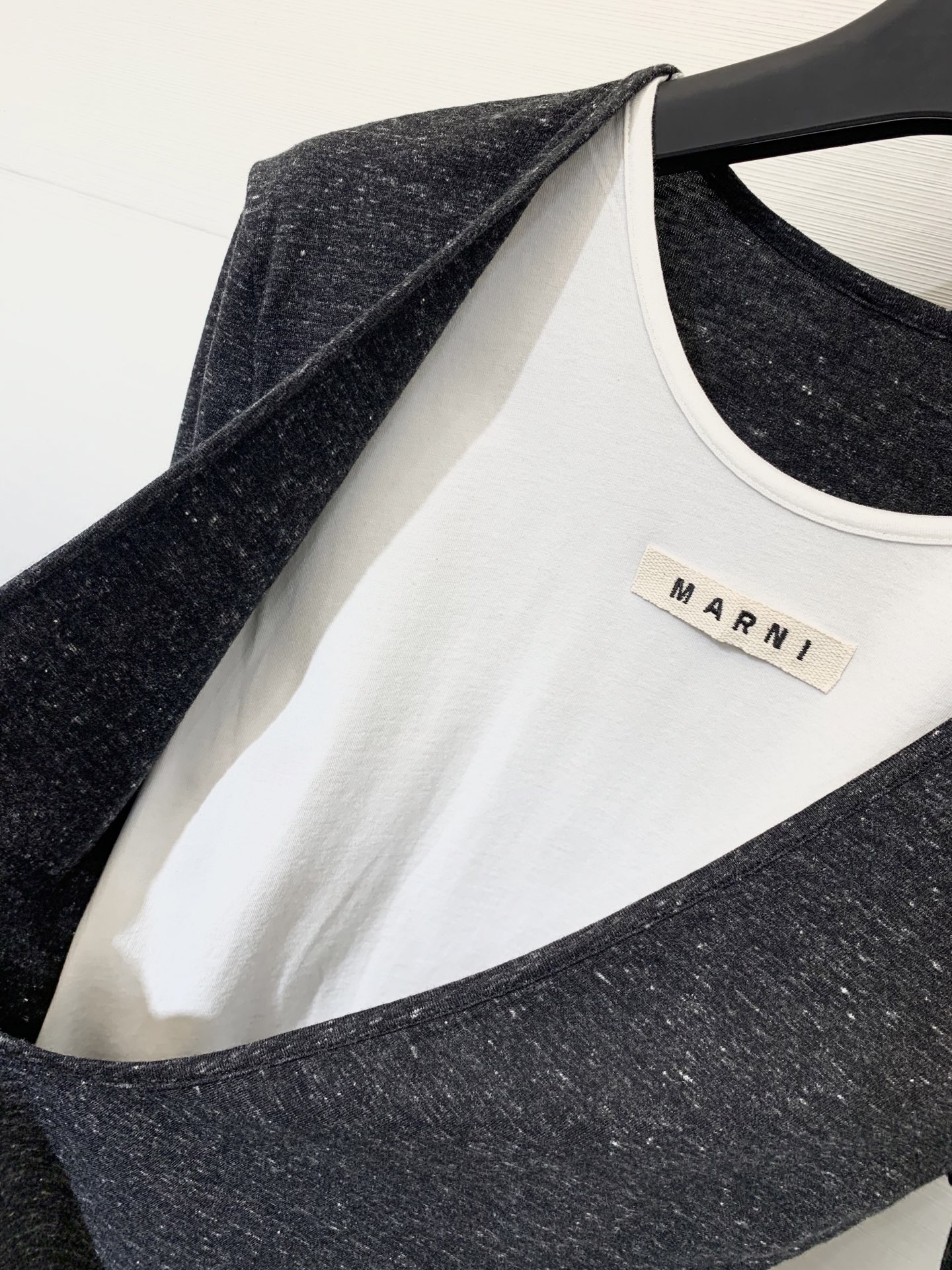 Marni 25秋冬新款 圆领拼接大领大U领短袖T恤 高级老钱风配色拼接 时髦风穿搭 假两件版型上身绝绝