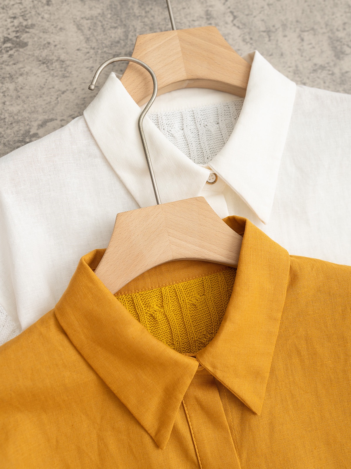 MaxMara 25秋冬新款 麻系列款 Polo领针织拼接麻料长袖 衬衣领设计 前幅两口袋 门筒暗纽扣 