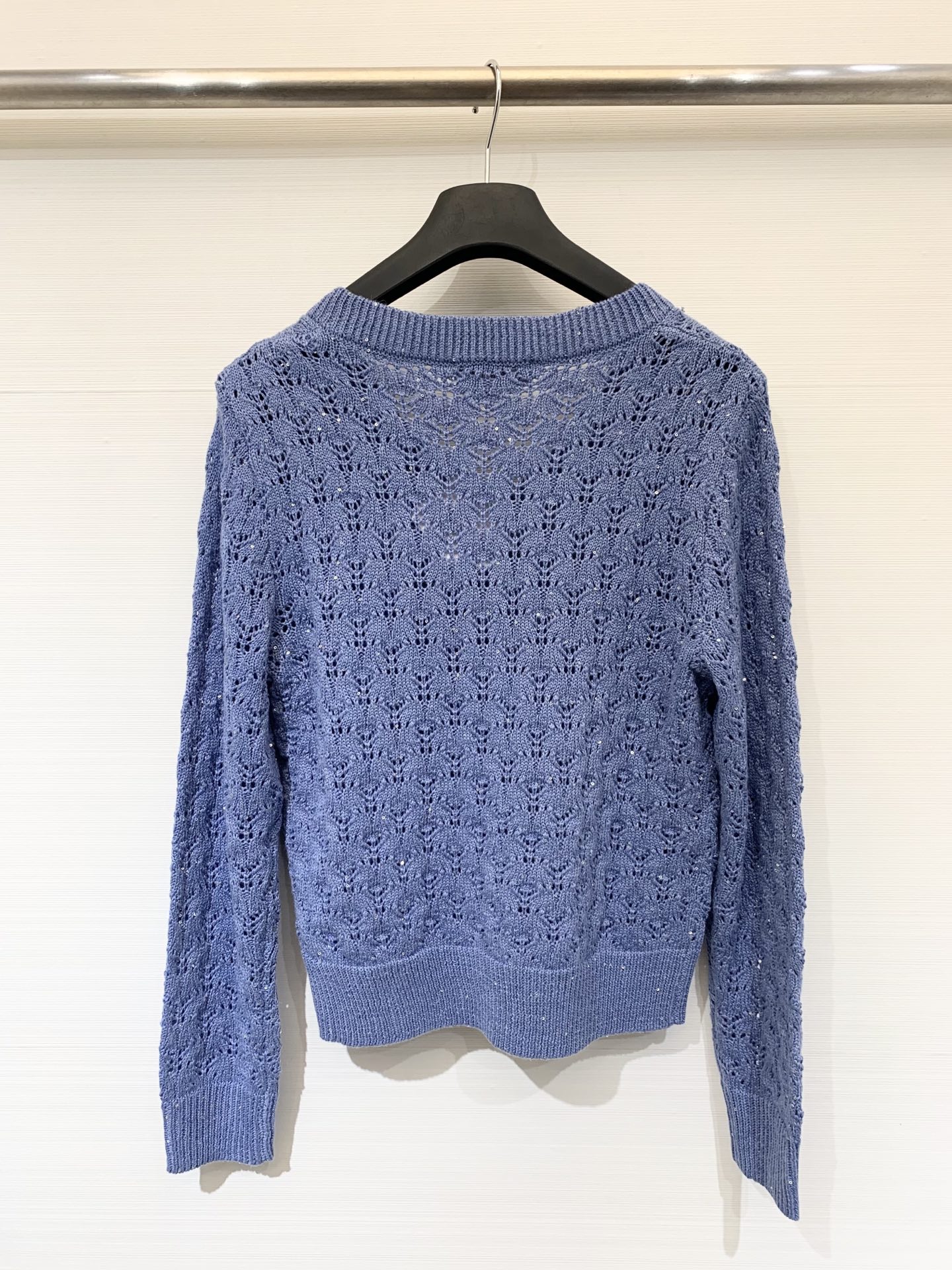 BC 25早秋新款 珠片镂空V领针织长袖 两色sml