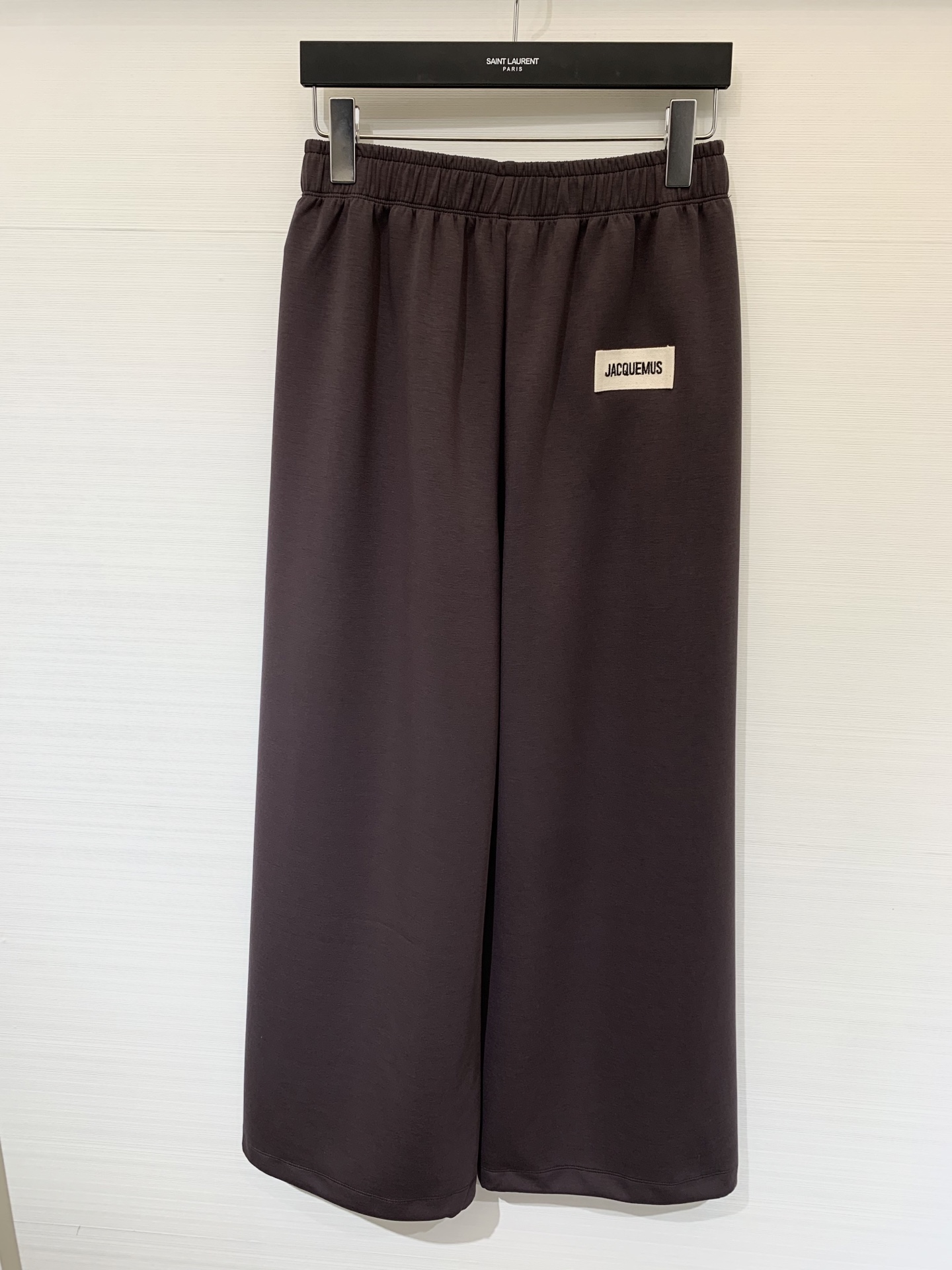 Jacquemus 25早秋新款 休闲卫衣长裤套装 立领半拉卫衣➕宽松休闲长裤 面料手感超级好 软软的质