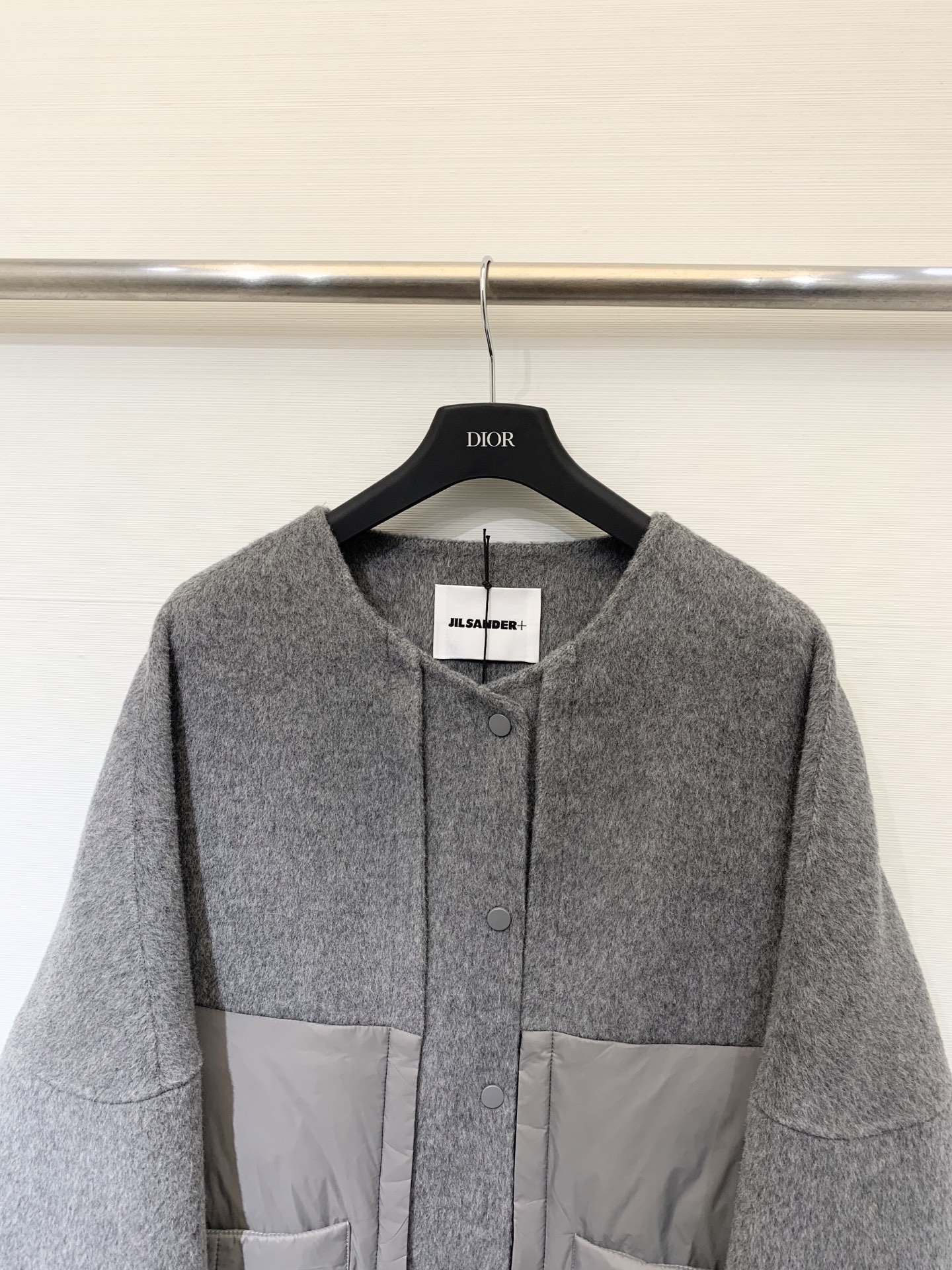 JILSANDER 25秋冬新款 氛围感日系质感穿搭🖤羽绒拼接羊毛呢外套 让原本厚重的双面呢外套一下子有