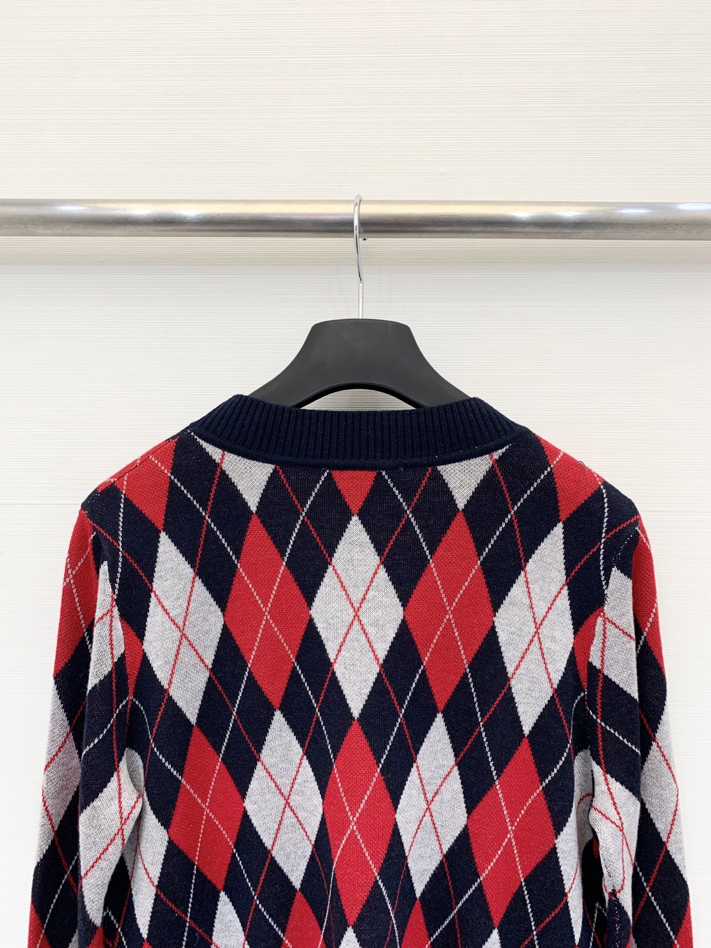 𝐕𝐢𝐯𝐢𝐞𝐧𝐧𝐞 𝐖𝐞𝐬𝐭𝐰𝐨𝐨𝐝🪐 25秋冬新款菱格中古色系针织开衫 100%羊毛 两色sml