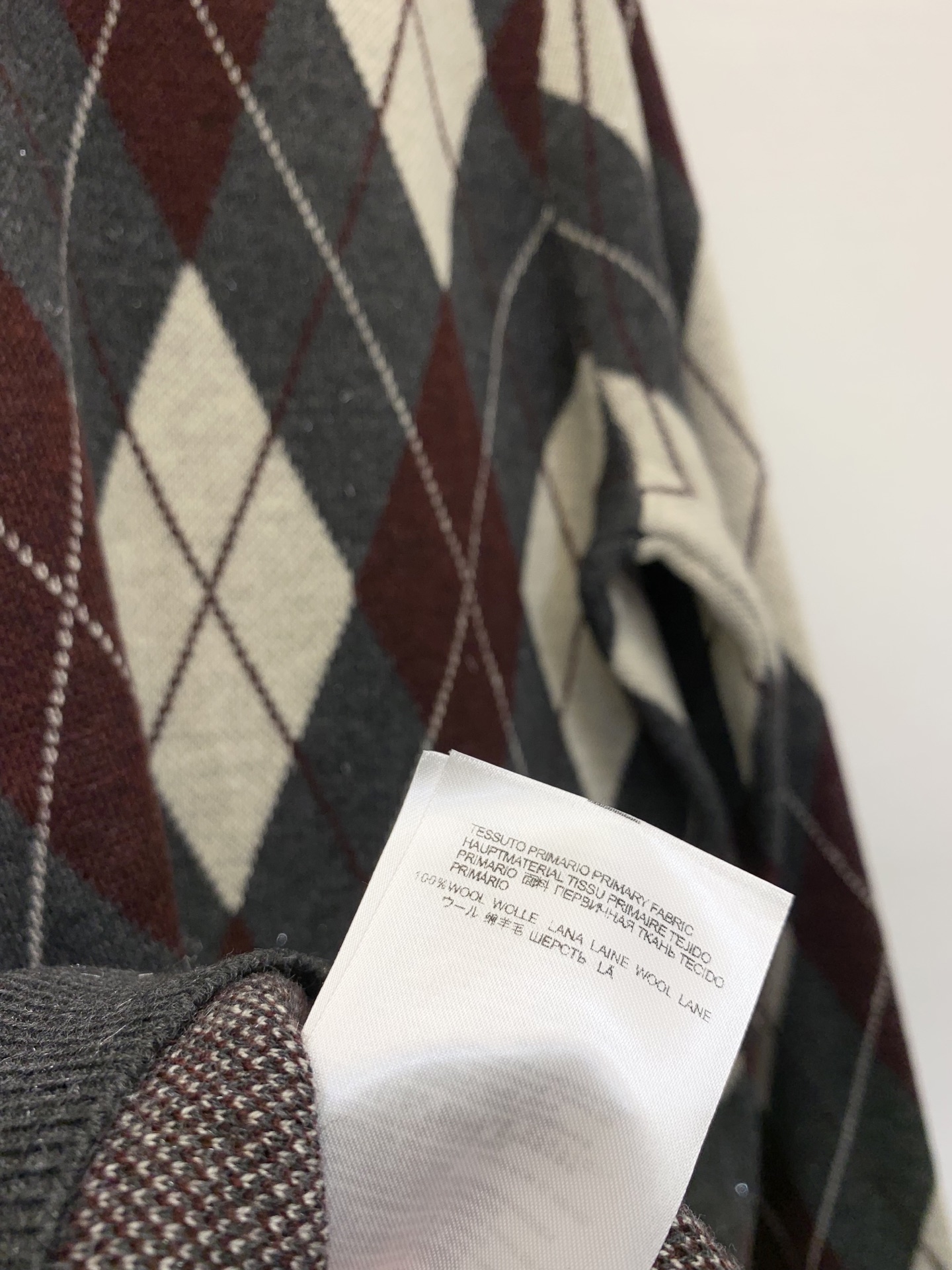 𝐕𝐢𝐯𝐢𝐞𝐧𝐧𝐞 𝐖𝐞𝐬𝐭𝐰𝐨𝐨𝐝🪐 25秋冬新款菱格中古色系针织开衫 100%羊毛 两色sml