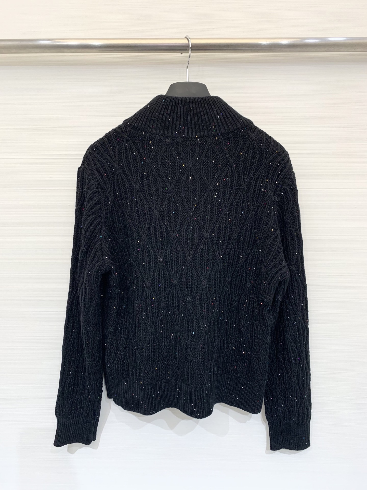 𝐂𝐞𝐥𝐢𝐧𝐞 𝟐𝟓秋冬新款 珠片拉链凯旋门Logo针织外套 LOGO修饰点缀 上身高级氛围感🈵️🈵️ 两