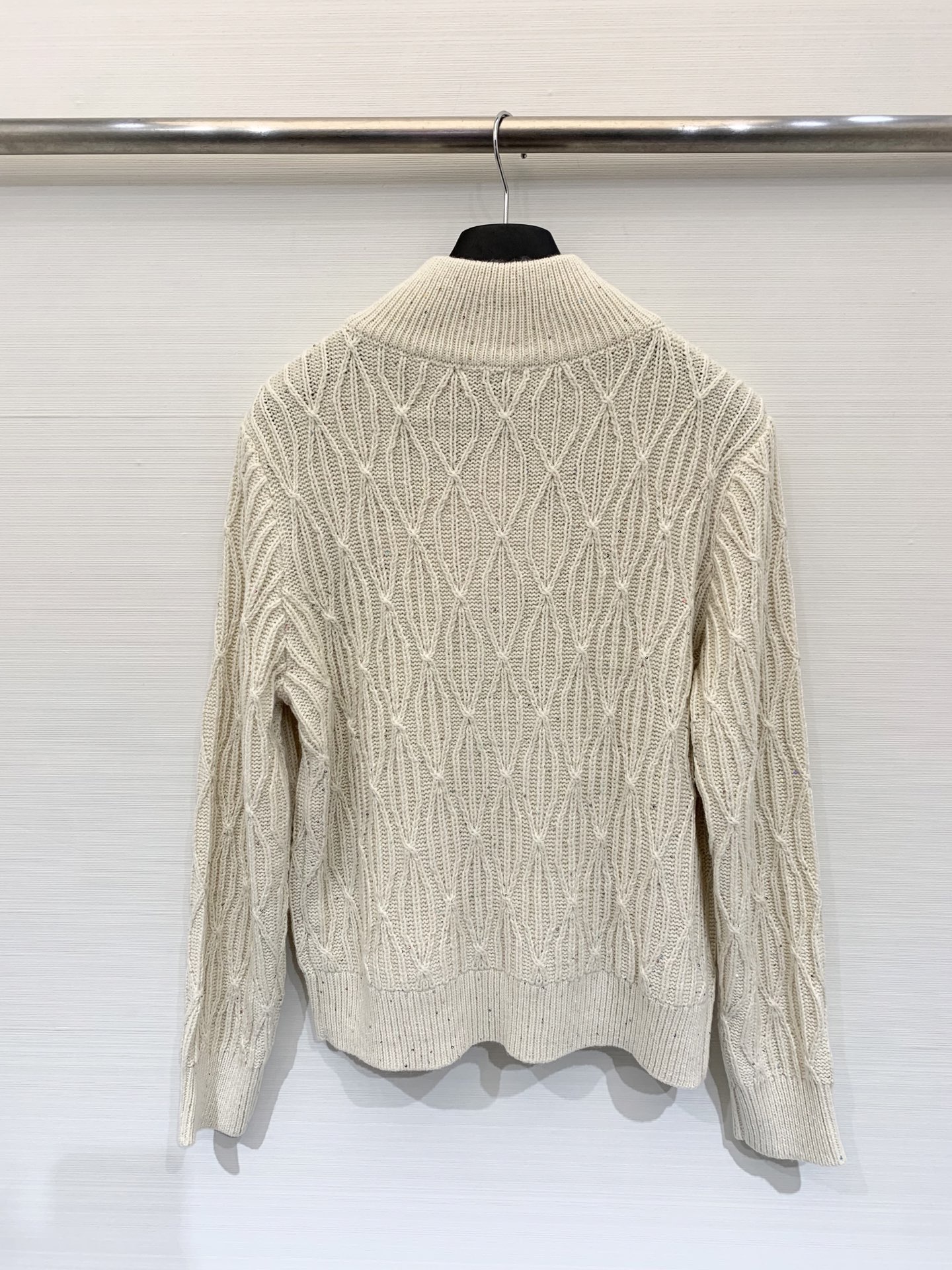 𝐂𝐞𝐥𝐢𝐧𝐞 𝟐𝟓秋冬新款 珠片拉链凯旋门Logo针织外套 LOGO修饰点缀 上身高级氛围感🈵️🈵️ 两