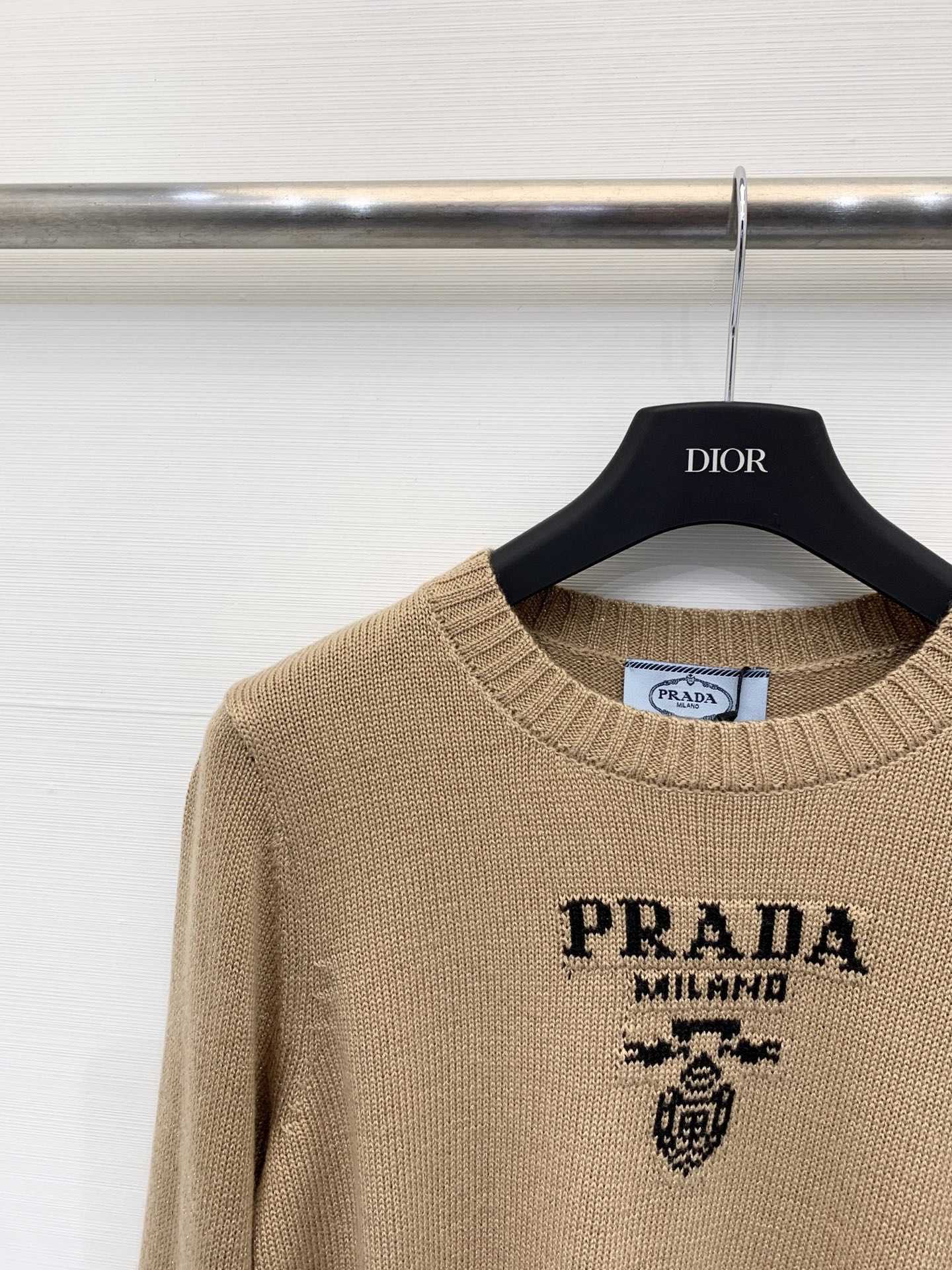Prada 25秋冬新款 圆领提花LOGO针织长袖 100%羊毛 两色sml