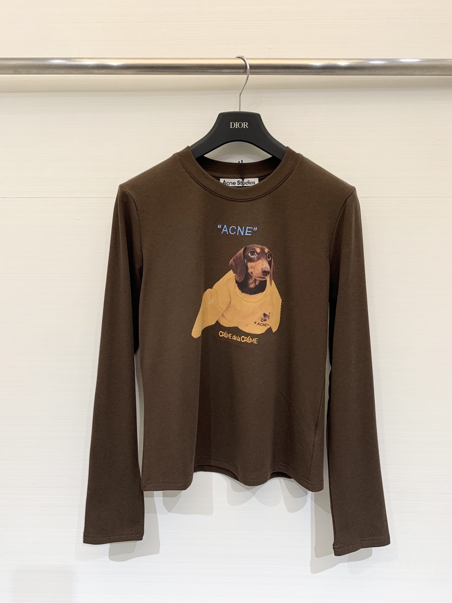 NO:503582,Acnestudios 25 autumn and winter new style dachshund printed round neck long-sleeved T-shirt, recommended for casual age-reducing hot products, two-color sm, acne studios, dior, tees, t-shirt, alexander wang19860909Acnestudios 25秋冬新款 腊肠犬印花圆领长袖T恤 休闲减龄爆款推荐 两色sm,,acne studios,dior,tees，t-shirt,alexander wang,Women's clothing
