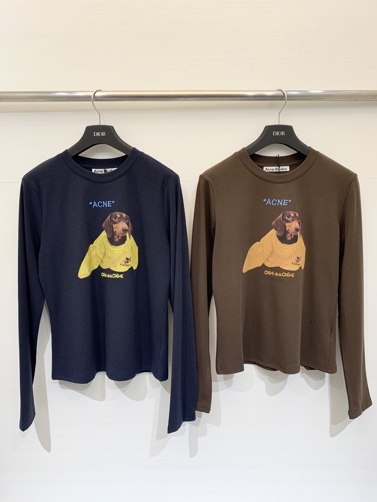 NO:503580,aAcnestudios 25 autumn and winter new style dachshund printed round neck long sleeve T-shirt, casual and age-reducing hot products recommended, two-color sm, acne studios, dior, tees, t-shirt, alexander wang19860909aAcnestudios 25秋冬新款 腊肠犬印花圆领长袖T恤 休闲减龄爆款推荐 两色sm,,acne studios,dior,tees，t-shirt,alexander wang,Women's clothing