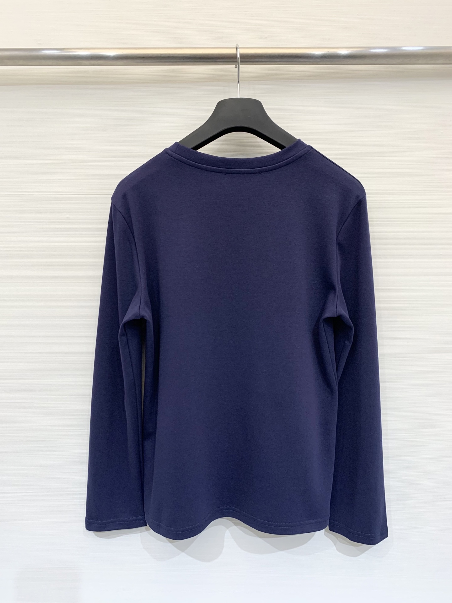 Ami 25秋冬新款 爱心💙钉钻LOGO圆领长袖T恤 重工款高级满满 码数sml