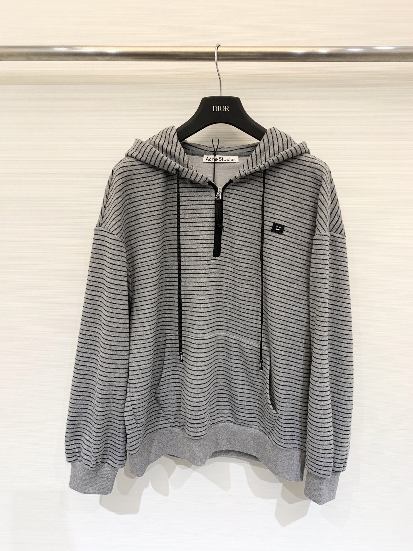 Acnestudios 25秋冬新款 半拉领连帽条纹针织卫衣 胸前经典笑脸☻点缀 万能基础款 两色sml