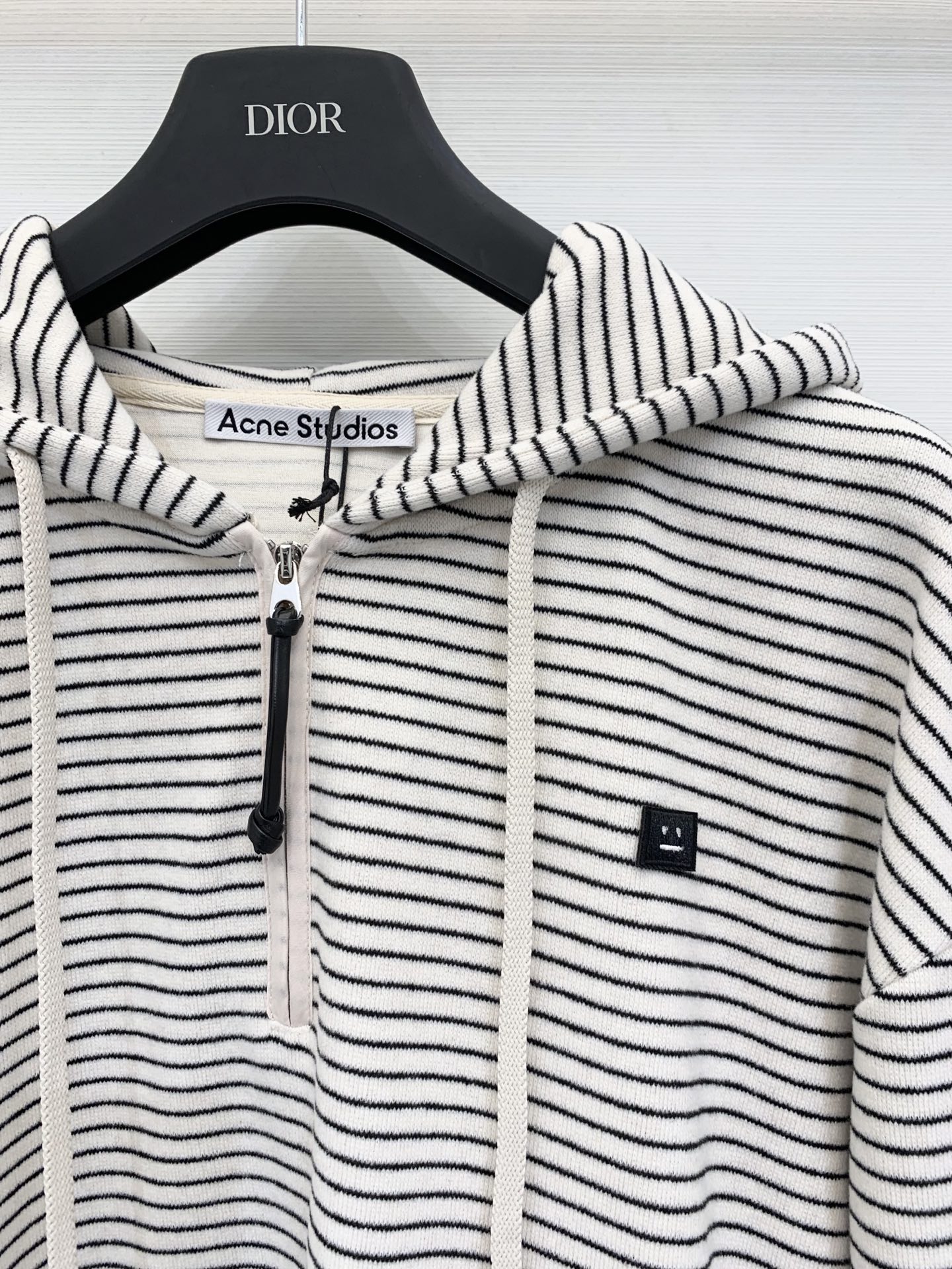 Acnestudios 25秋冬新款 半拉领连帽条纹针织卫衣 胸前经典笑脸☻点缀 万能基础款 两色sml