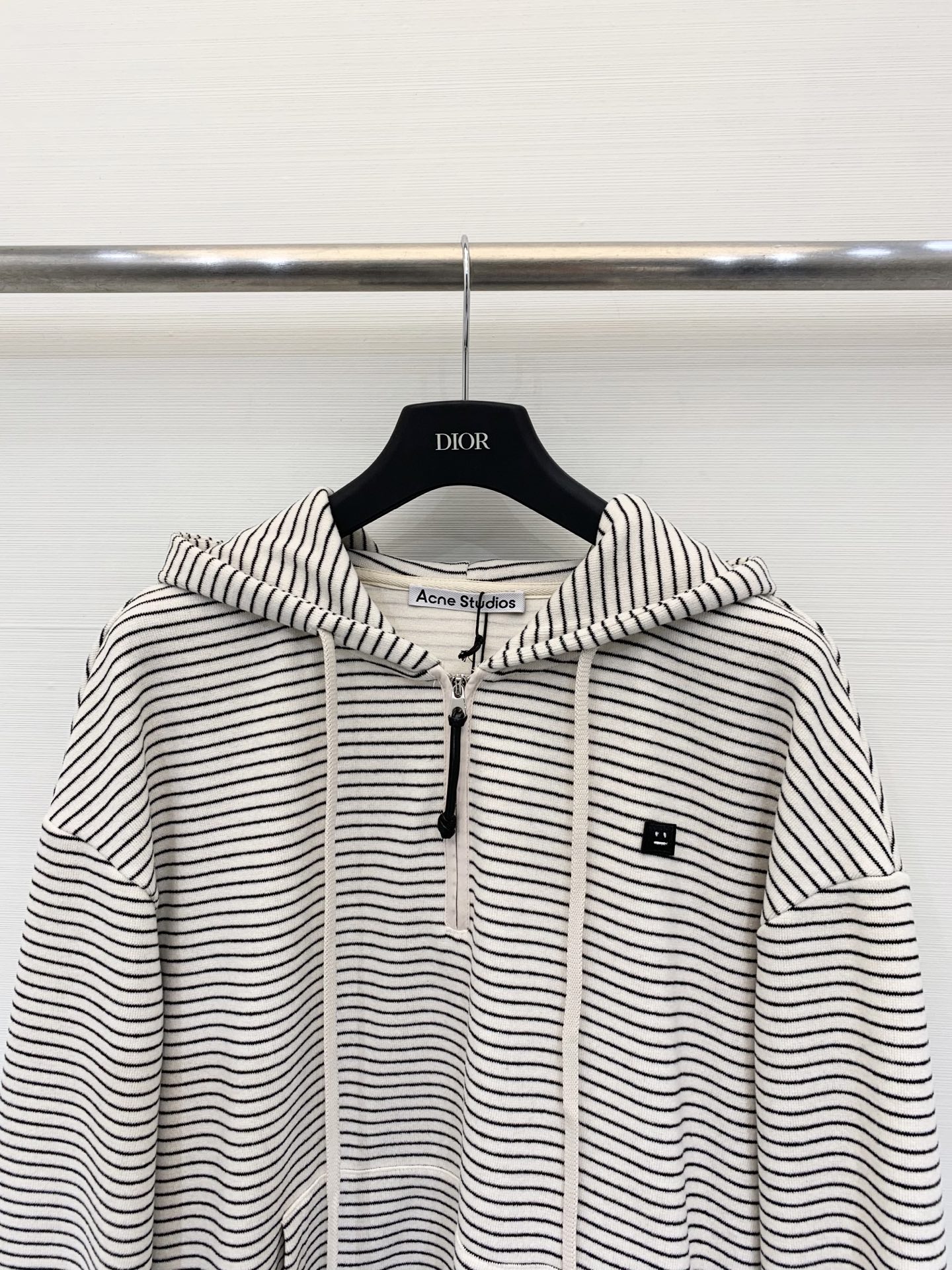 Acnestudios 25秋冬新款 半拉领连帽条纹针织卫衣 胸前经典笑脸☻点缀 万能基础款 两色sml