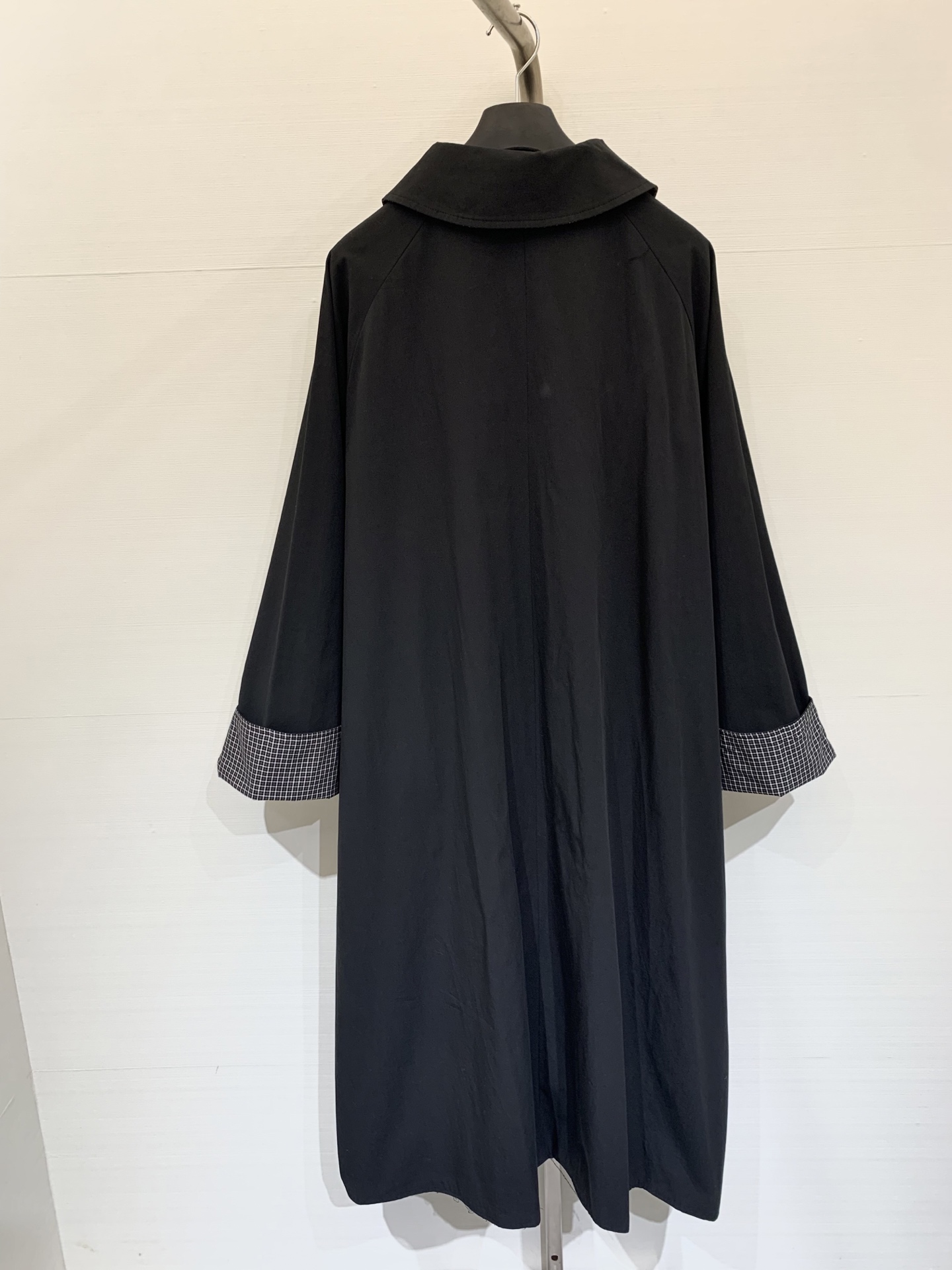 Toteme 25秋冬新款 复古简约斜纹格子双面穿风衣外套 正反面可穿 宽松直筒版型对身材包容性好 能营